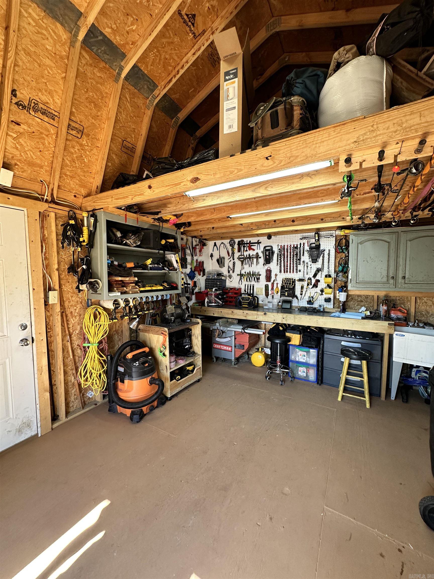 CANE CREEK MINI-FARMS - Residential