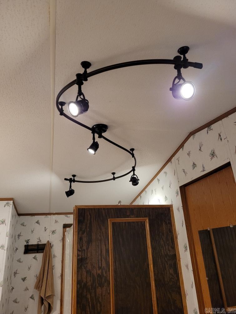 CANE CREEK MINI-FARMS - Residential