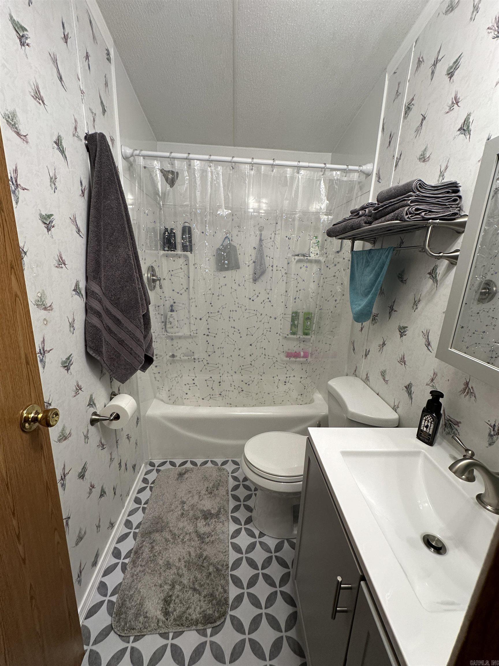 CANE CREEK MINI-FARMS - Residential