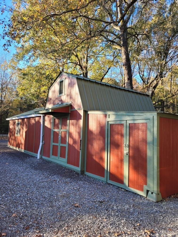 CANE CREEK MINI-FARMS - Residential