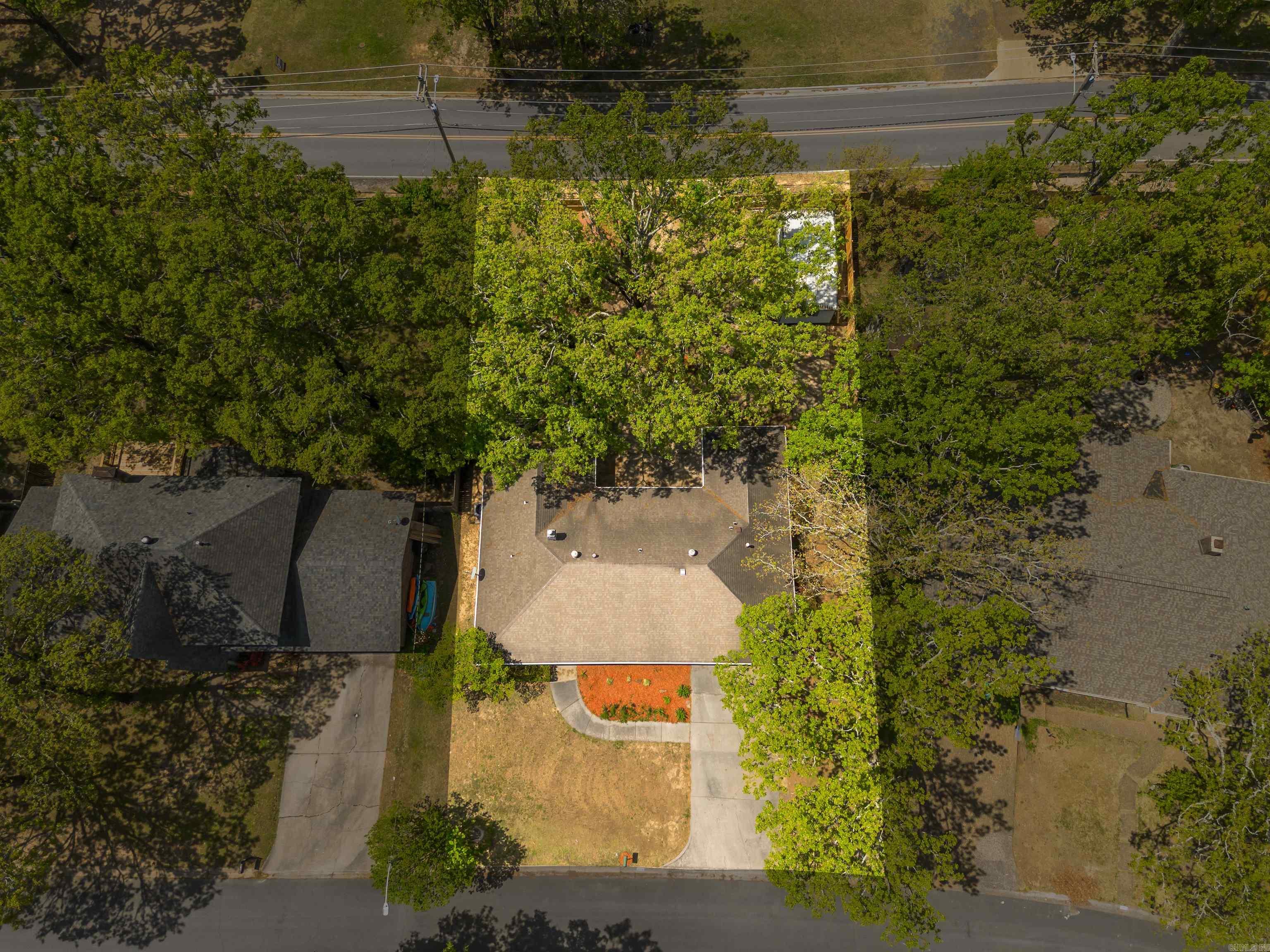 INDIAN HILLS - Residential