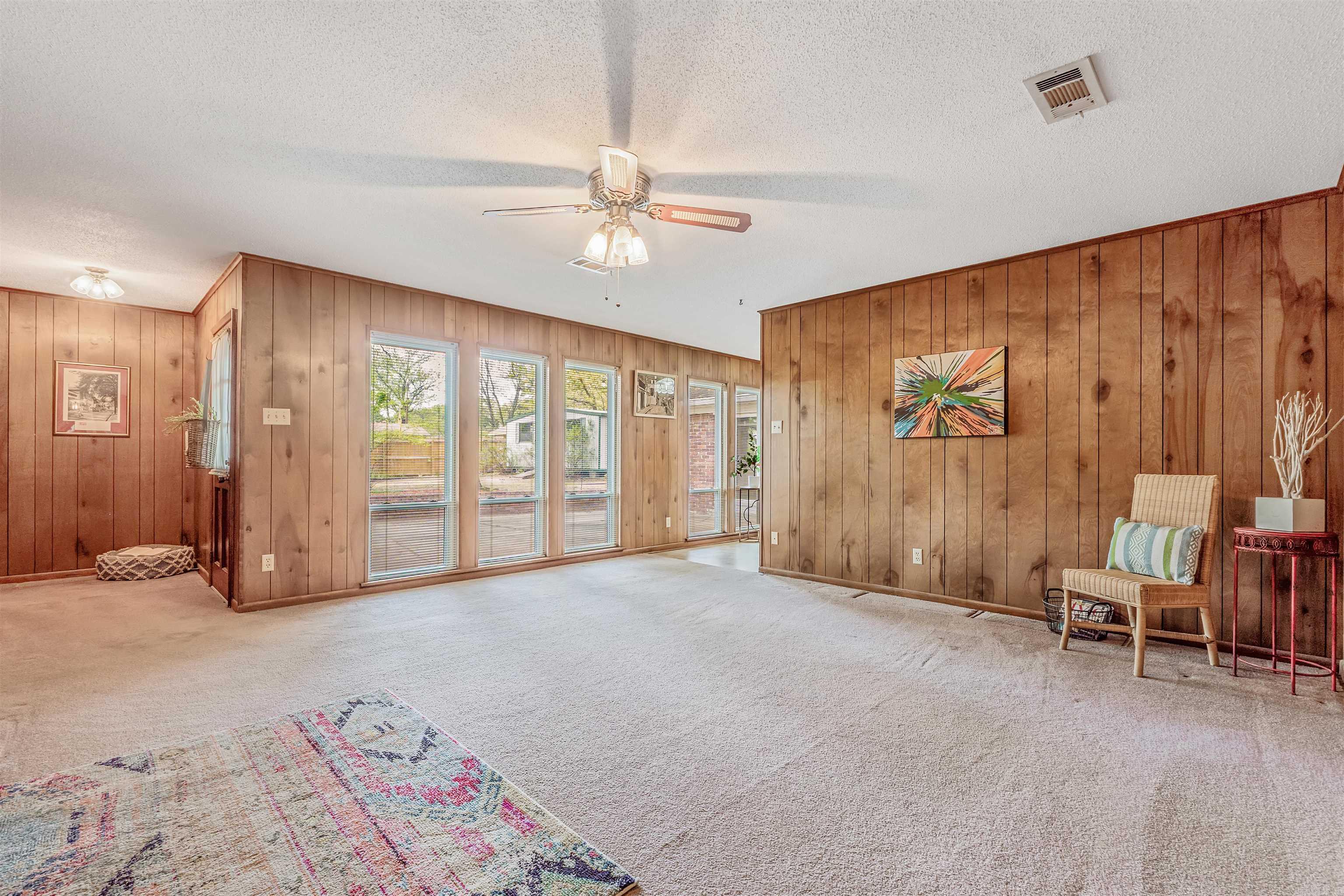 INDIAN HILLS - Residential