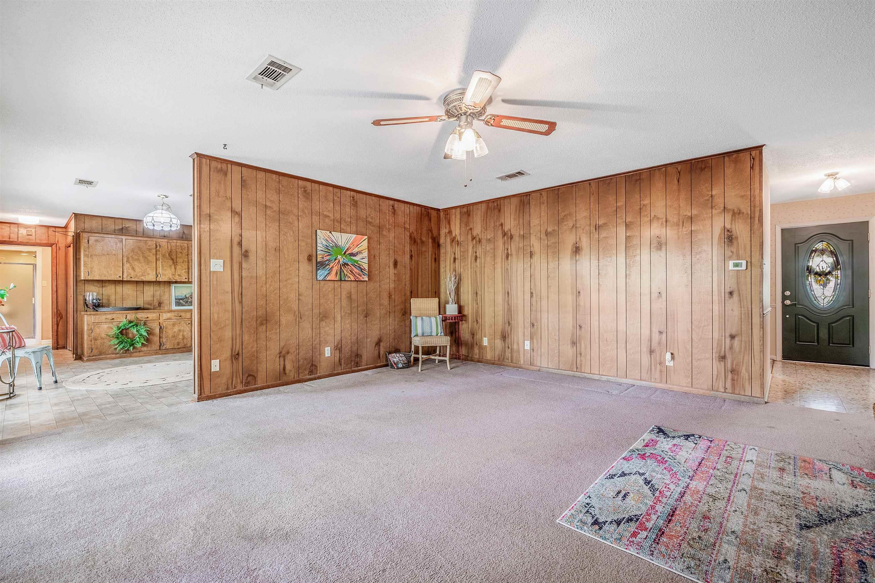 INDIAN HILLS - Residential