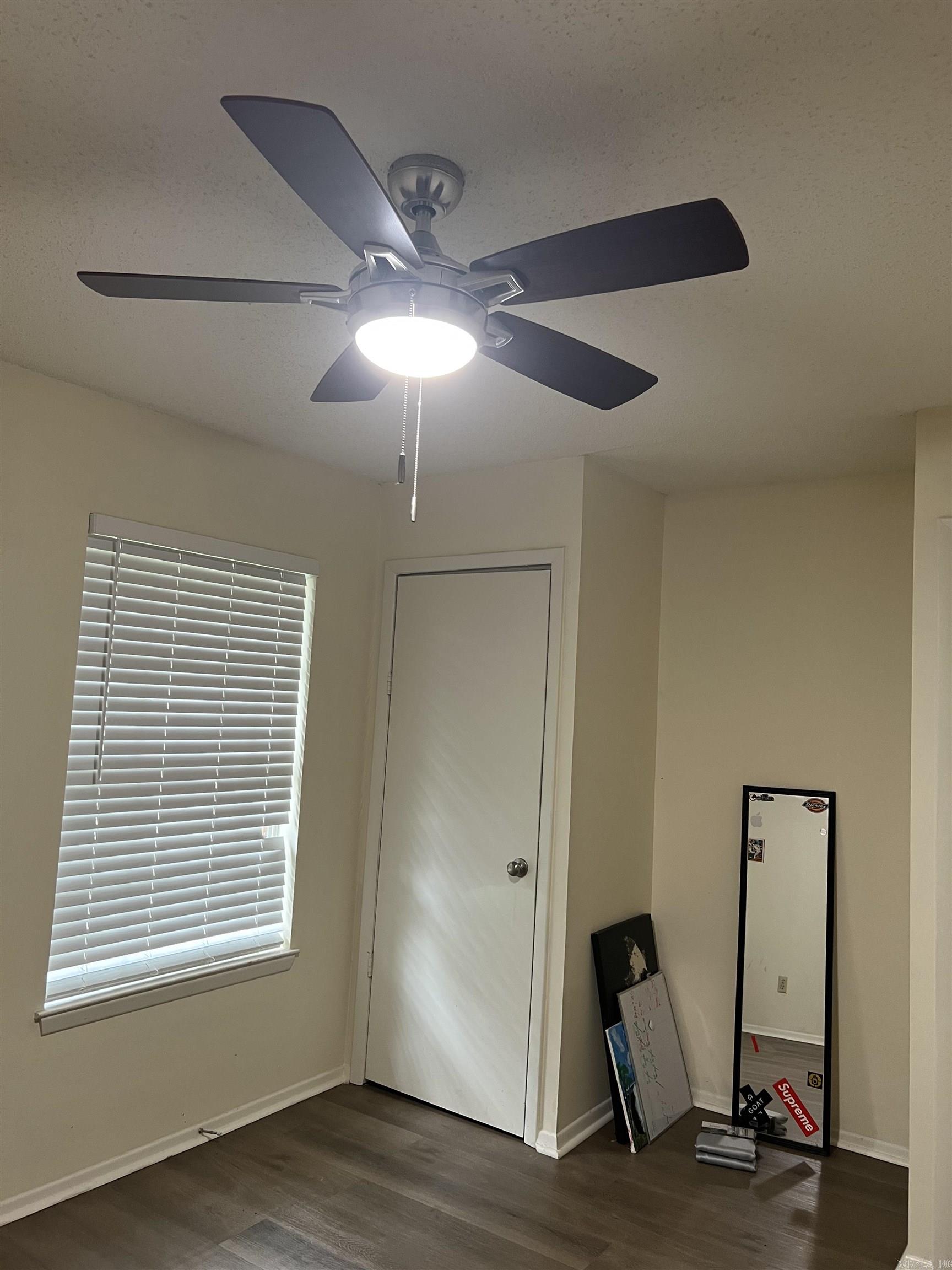 SOUTH BRIARFIELD - Residential