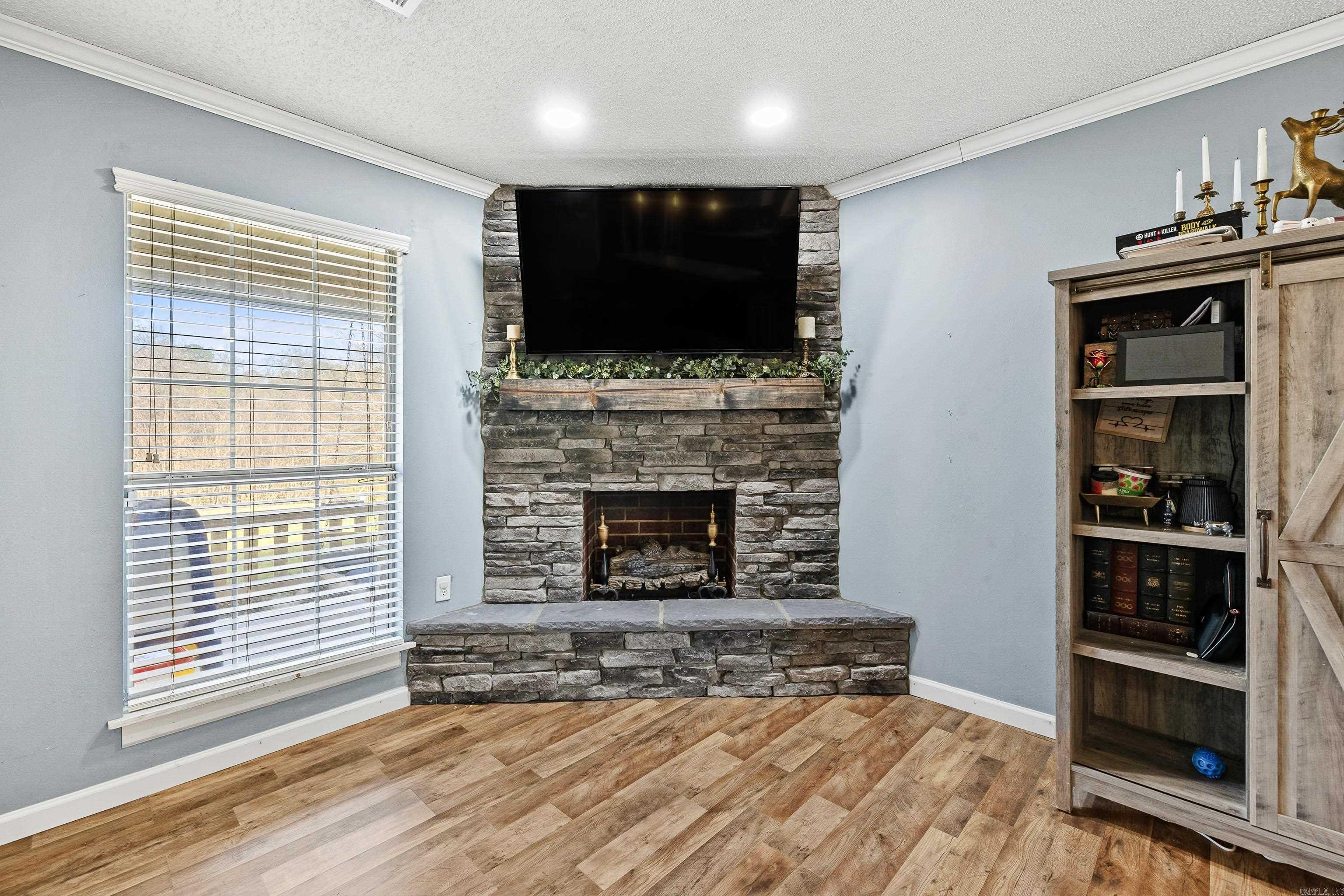 EAST END - Residential