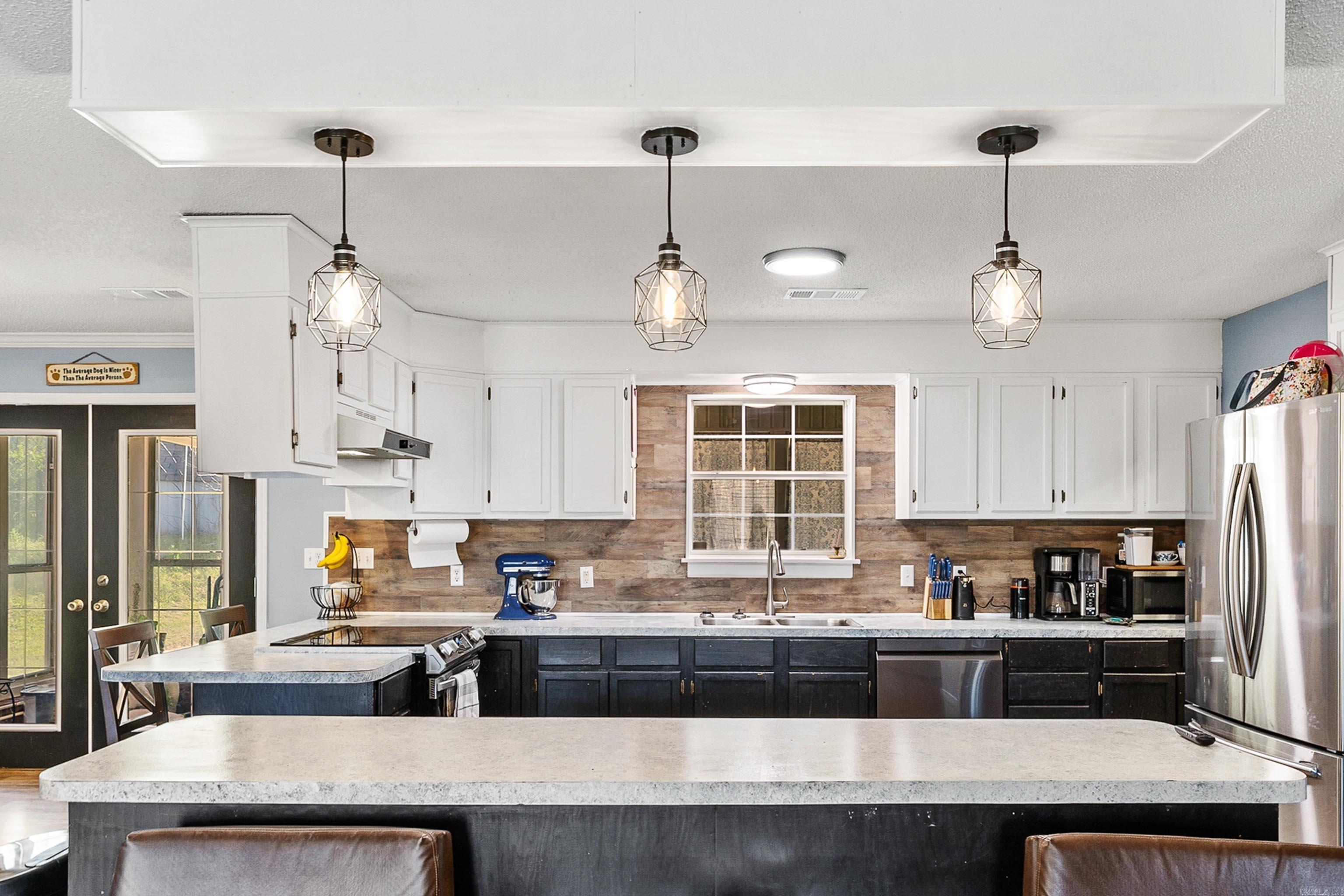 EAST END - Residential