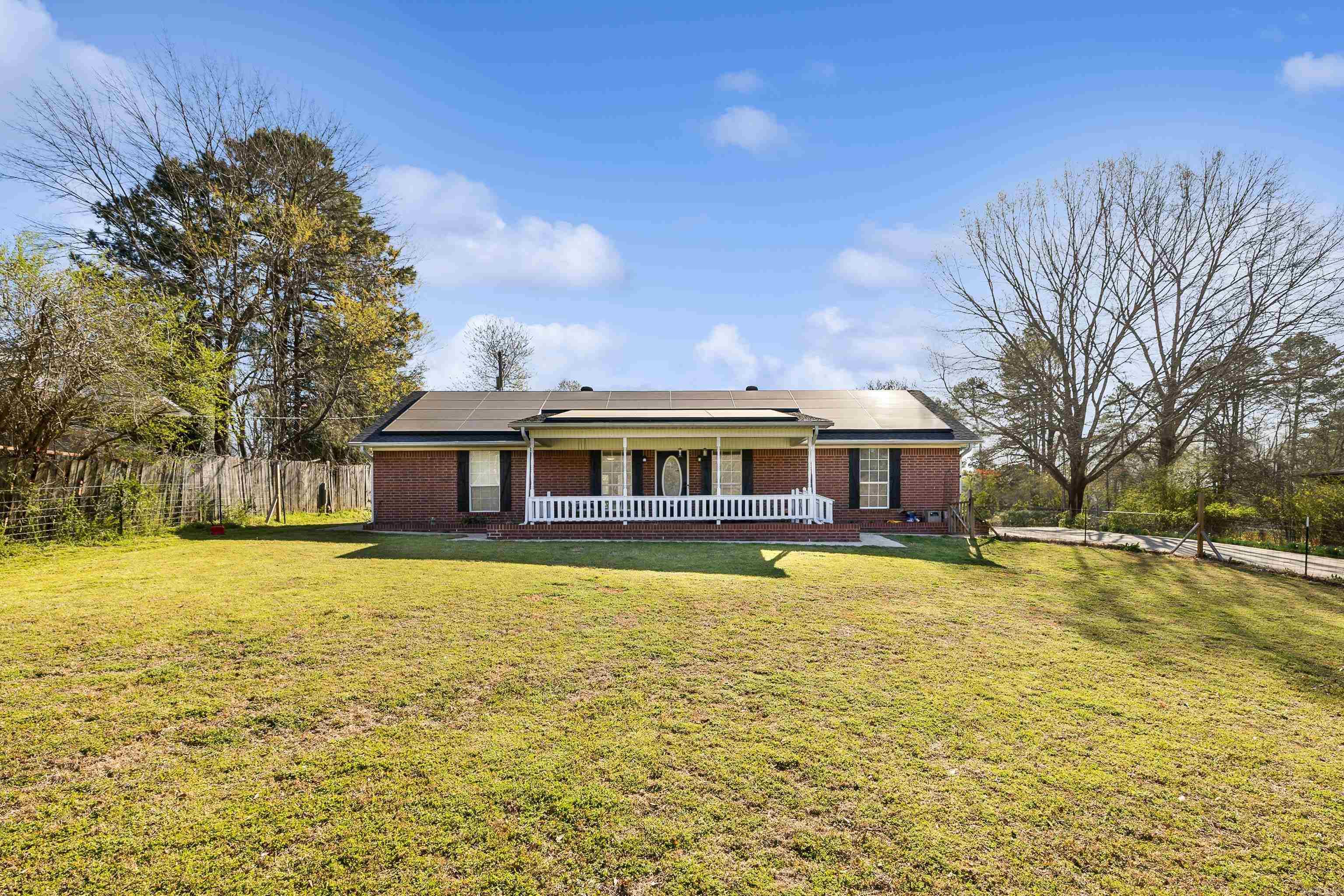 EAST END - Residential