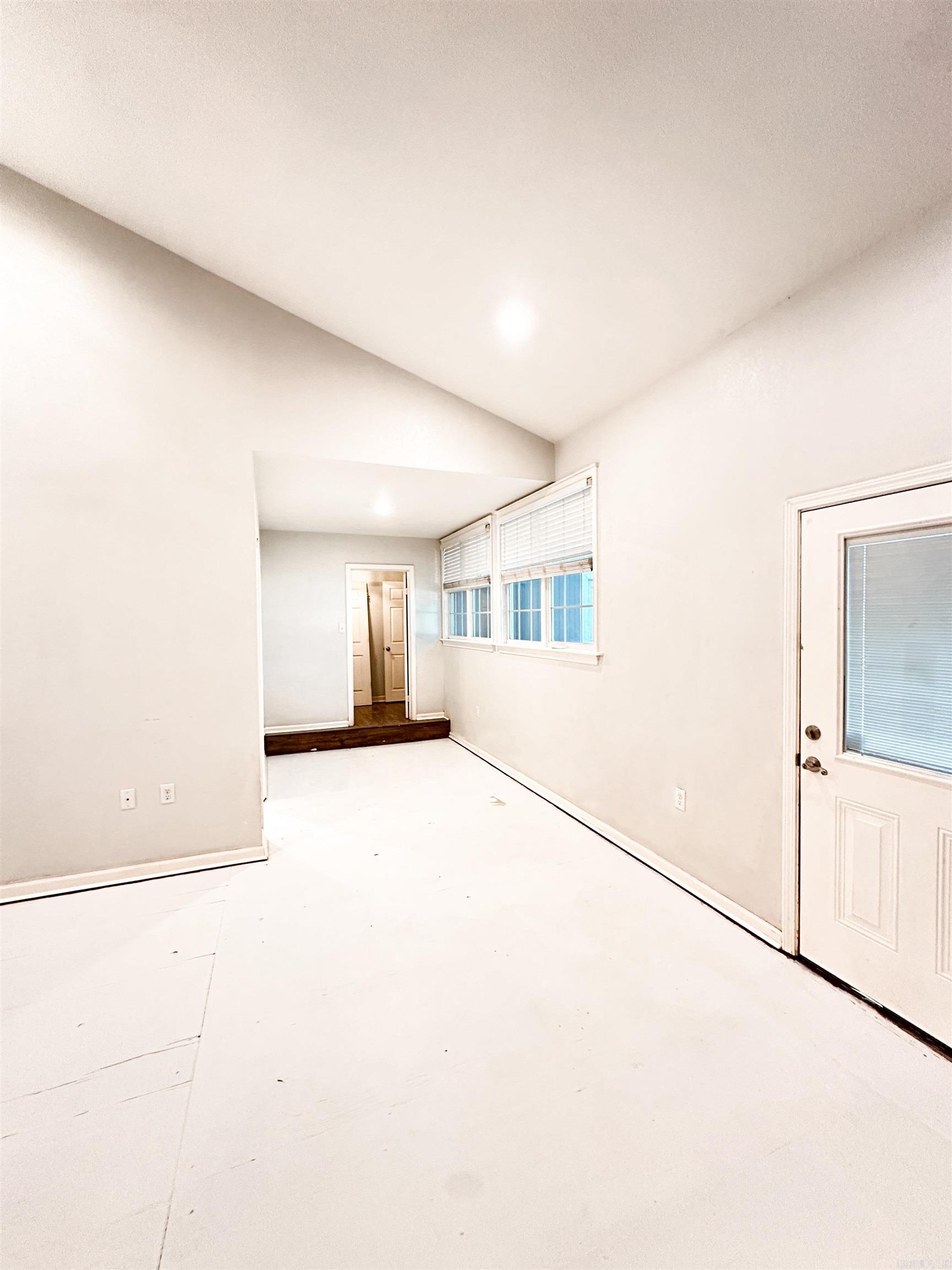 DAVIESS & GARVIN'S ANNEX, HEND - Residential