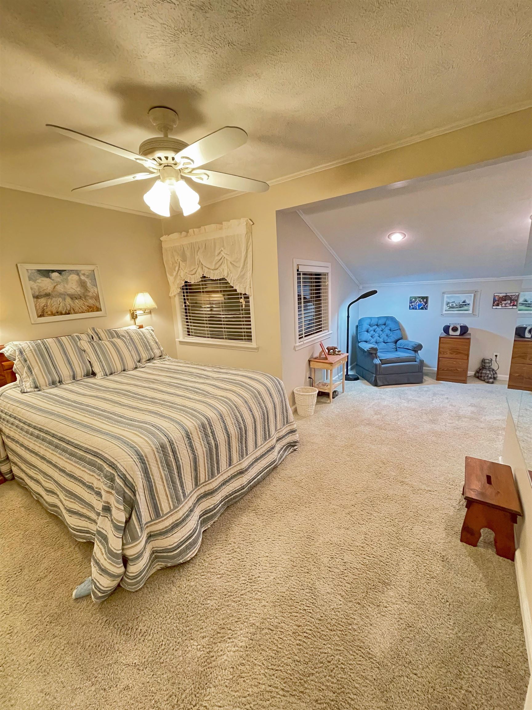 LAKEWOOD HILLS CONDO - Residential