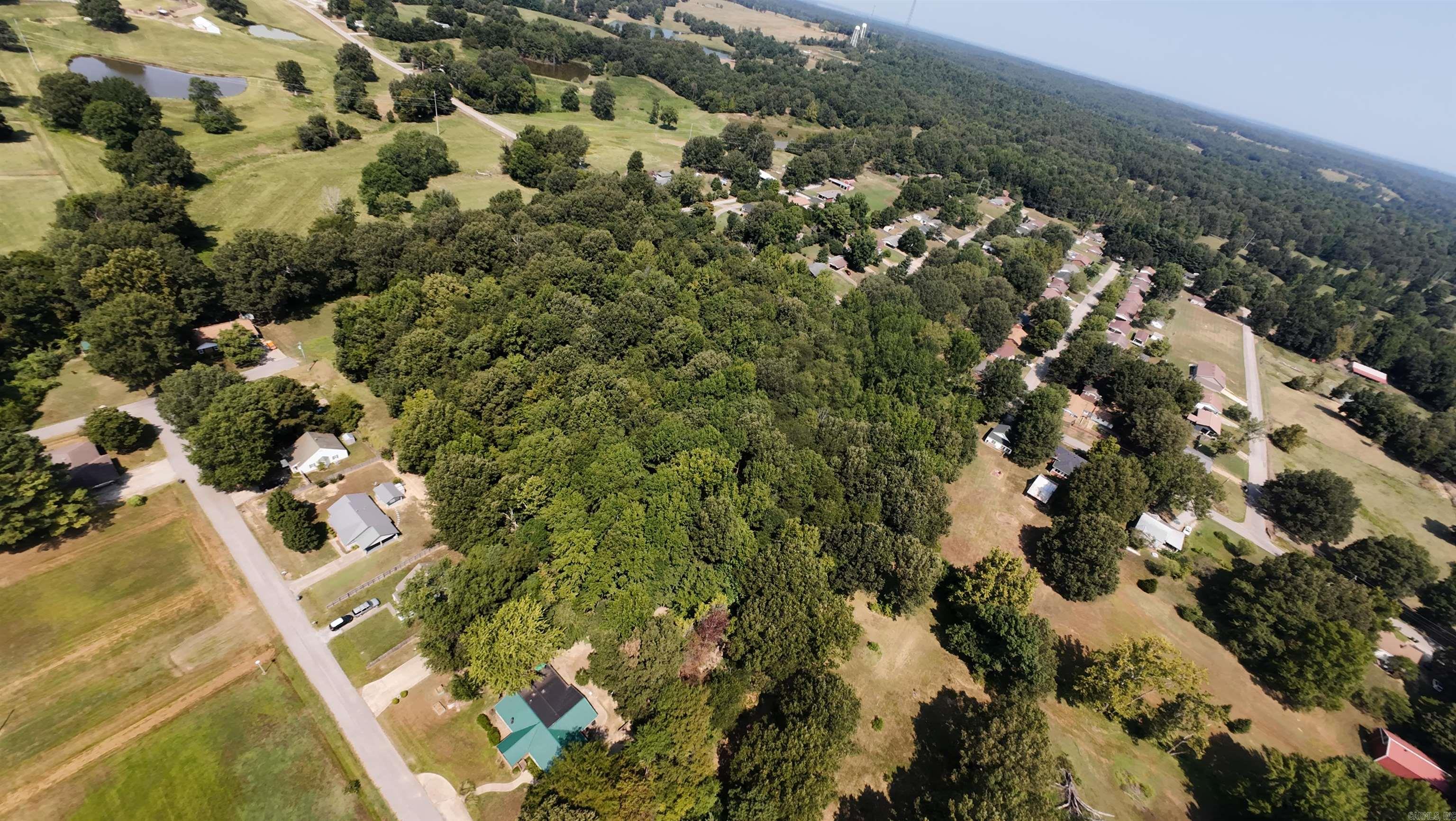 M&B PIGGOTT 2-20-8 - Land