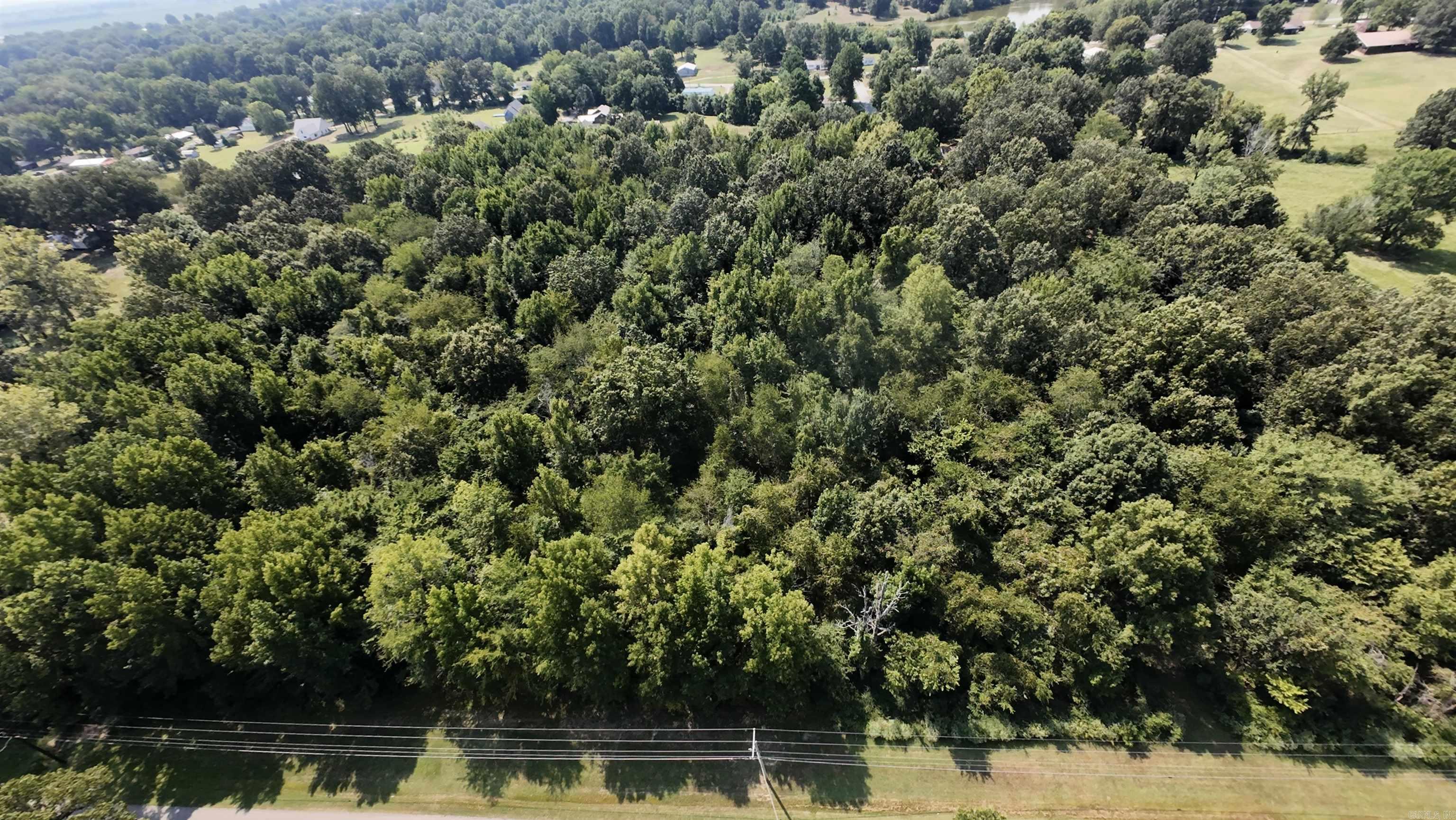 M&B PIGGOTT 2-20-8 - Land