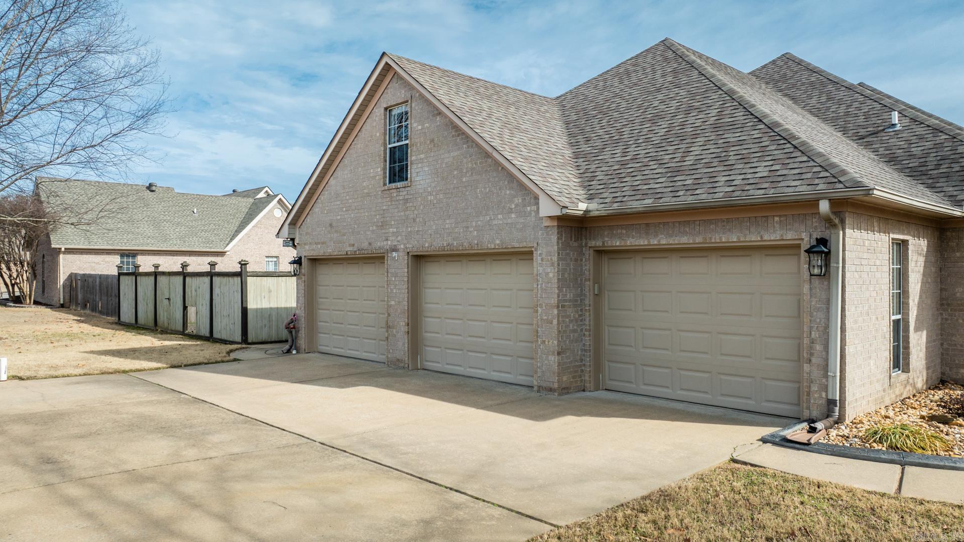 WINDSOR PARK - Residential