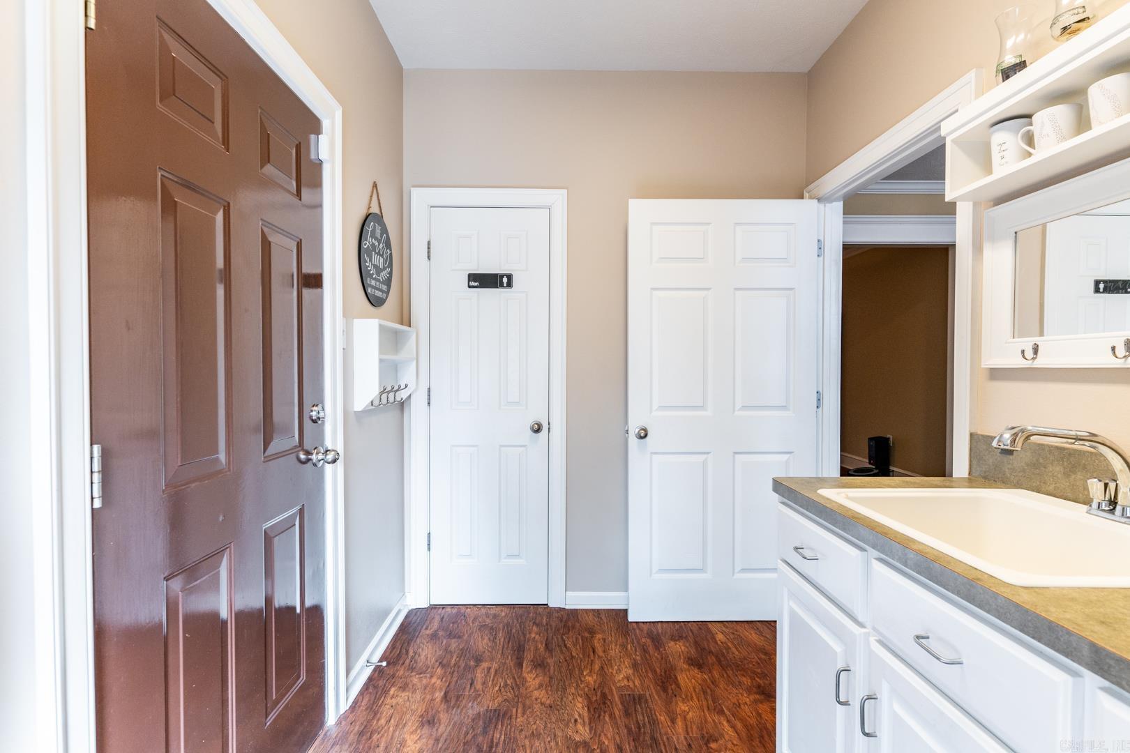 WINDSOR PARK - Residential