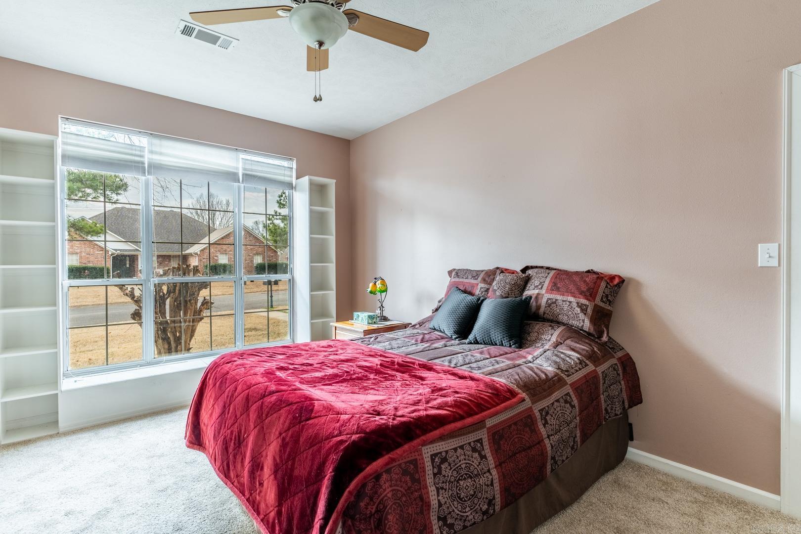 WINDSOR PARK - Residential