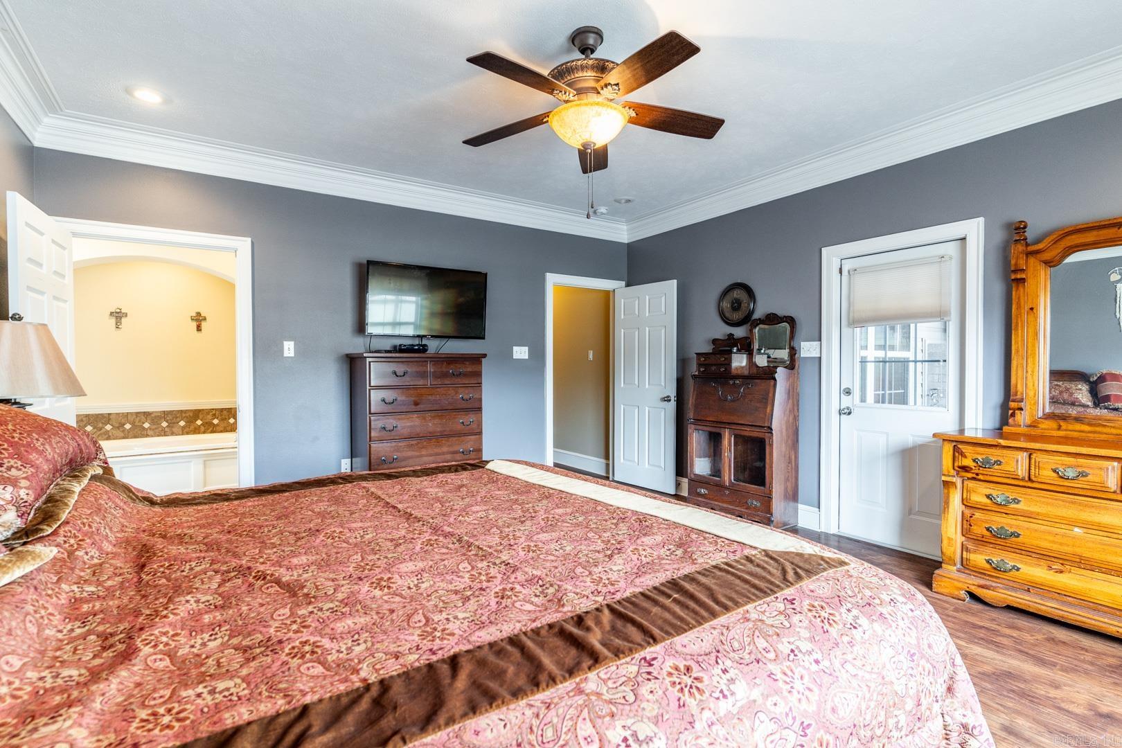 WINDSOR PARK - Residential