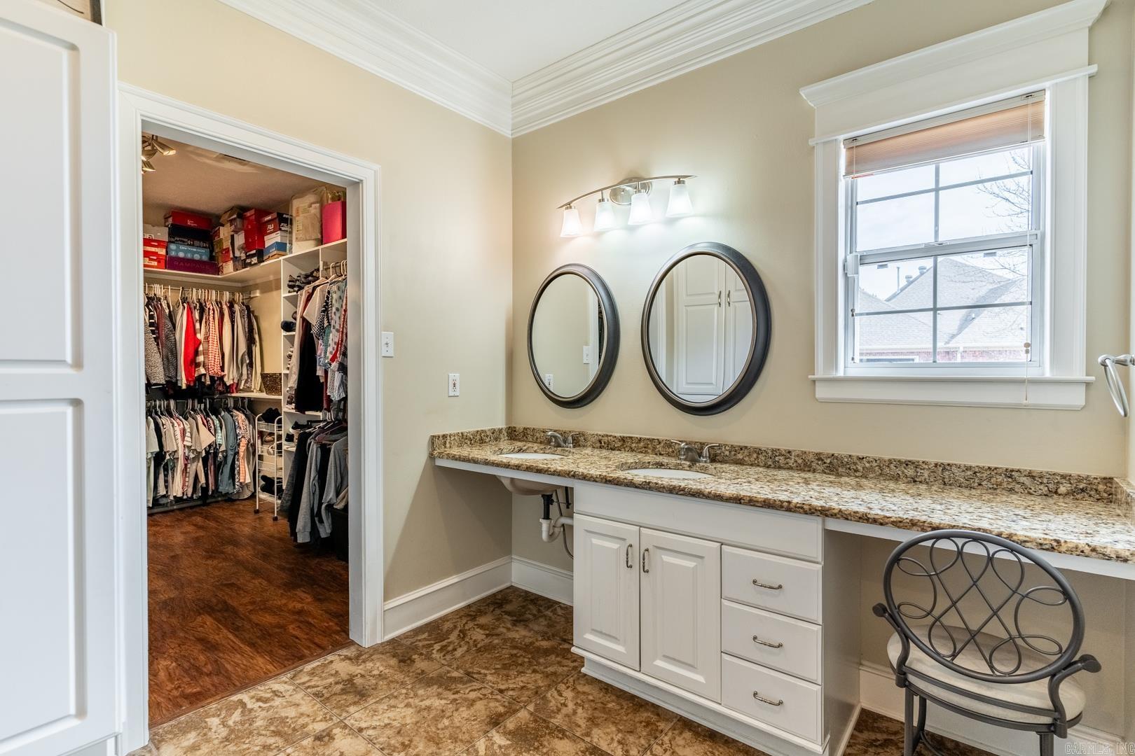 WINDSOR PARK - Residential