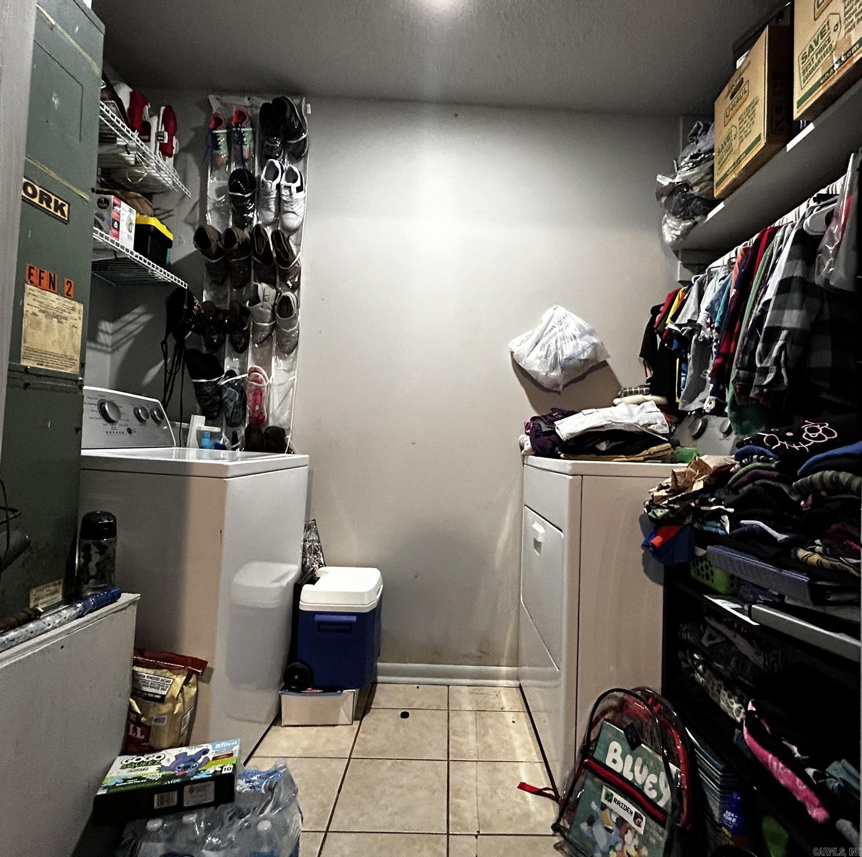 Gravel Ridge - Residential