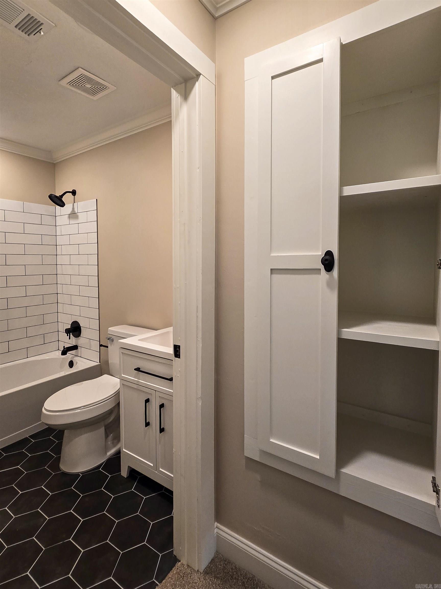 Portis Riverside - Residential