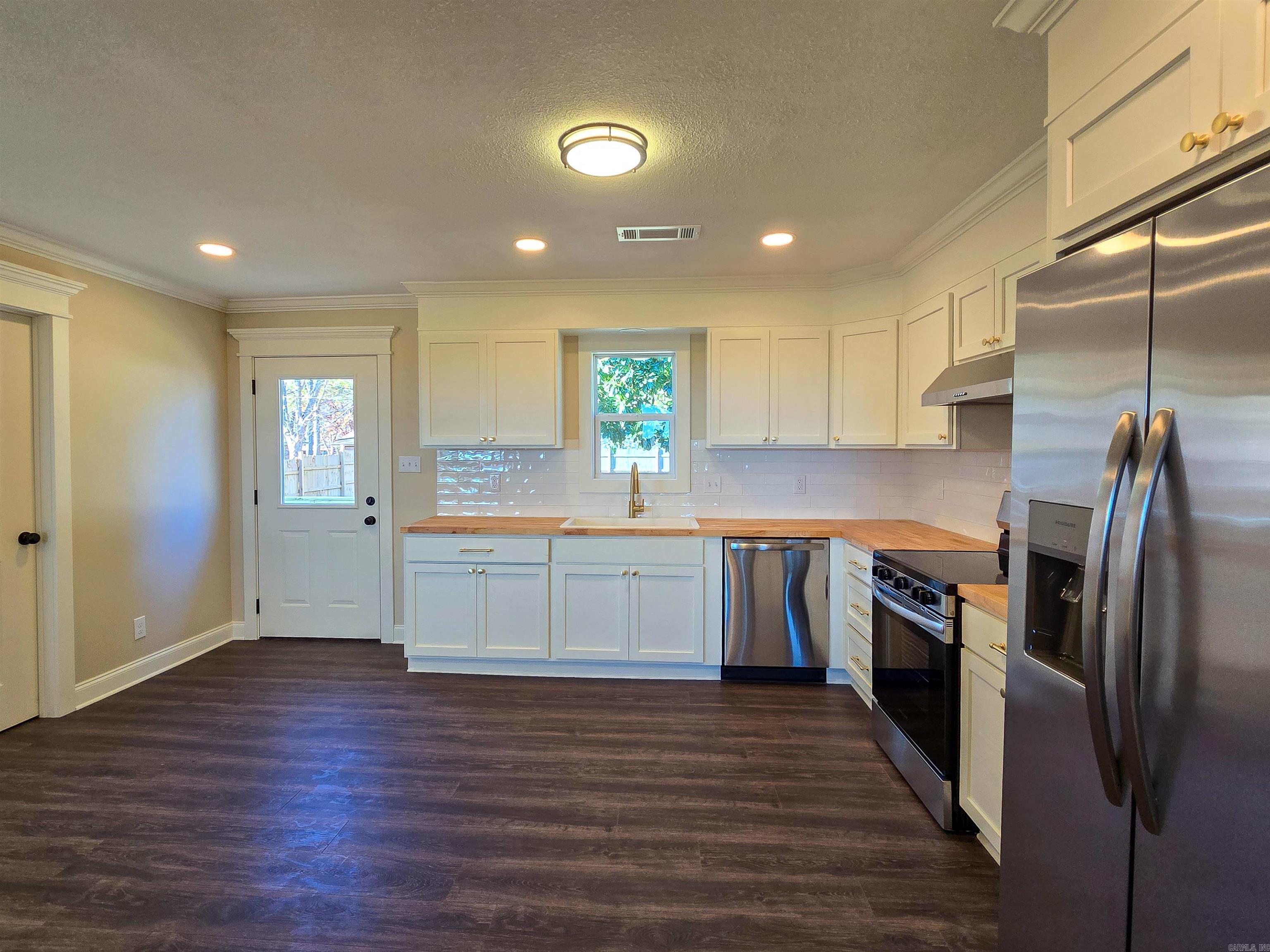 Portis Riverside - Residential