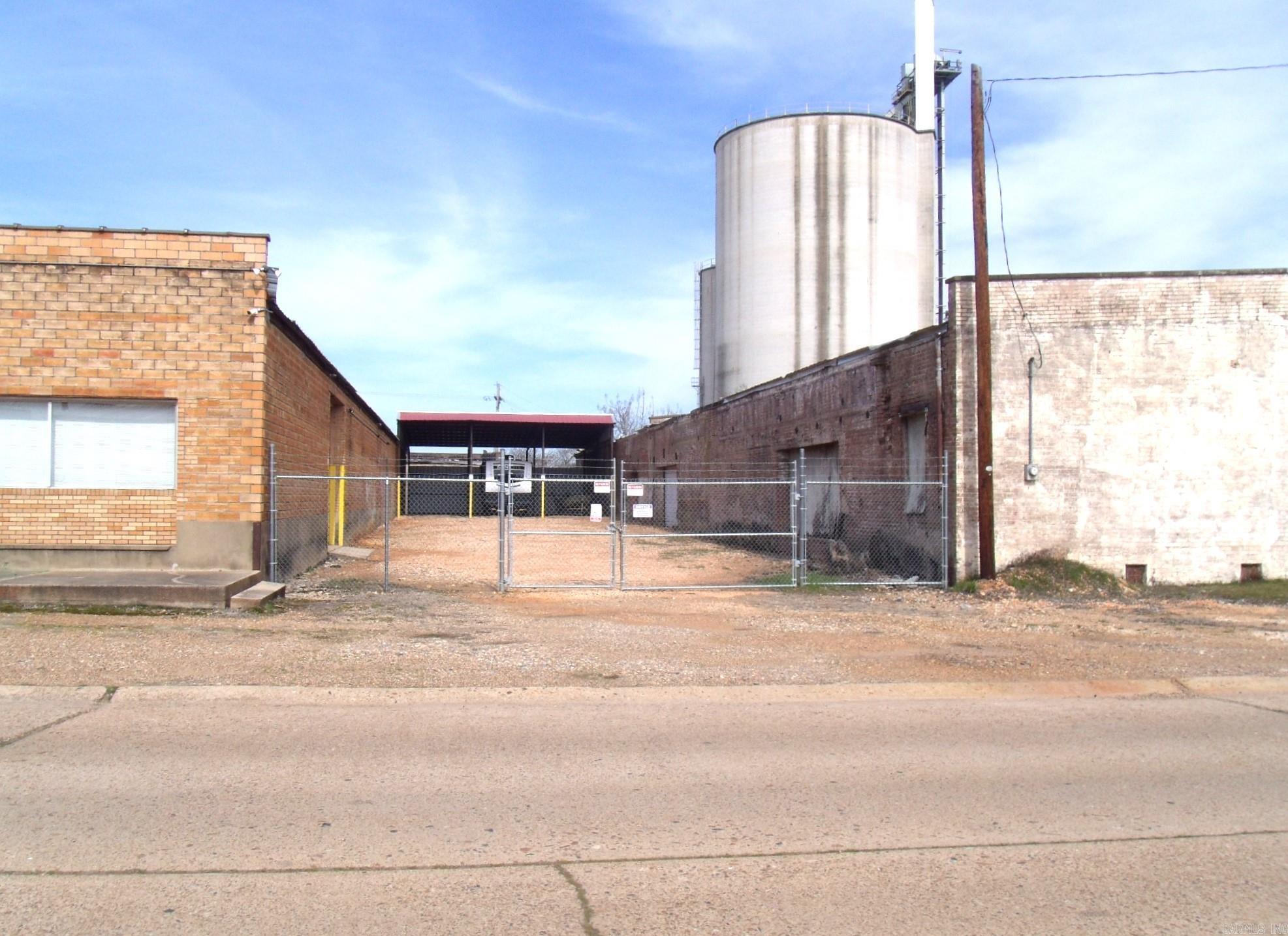 New Nashville - Commercial Sale