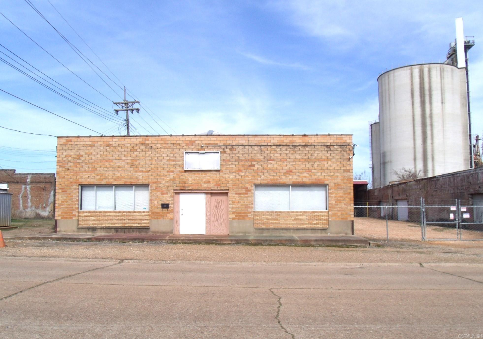 New Nashville - Commercial Sale