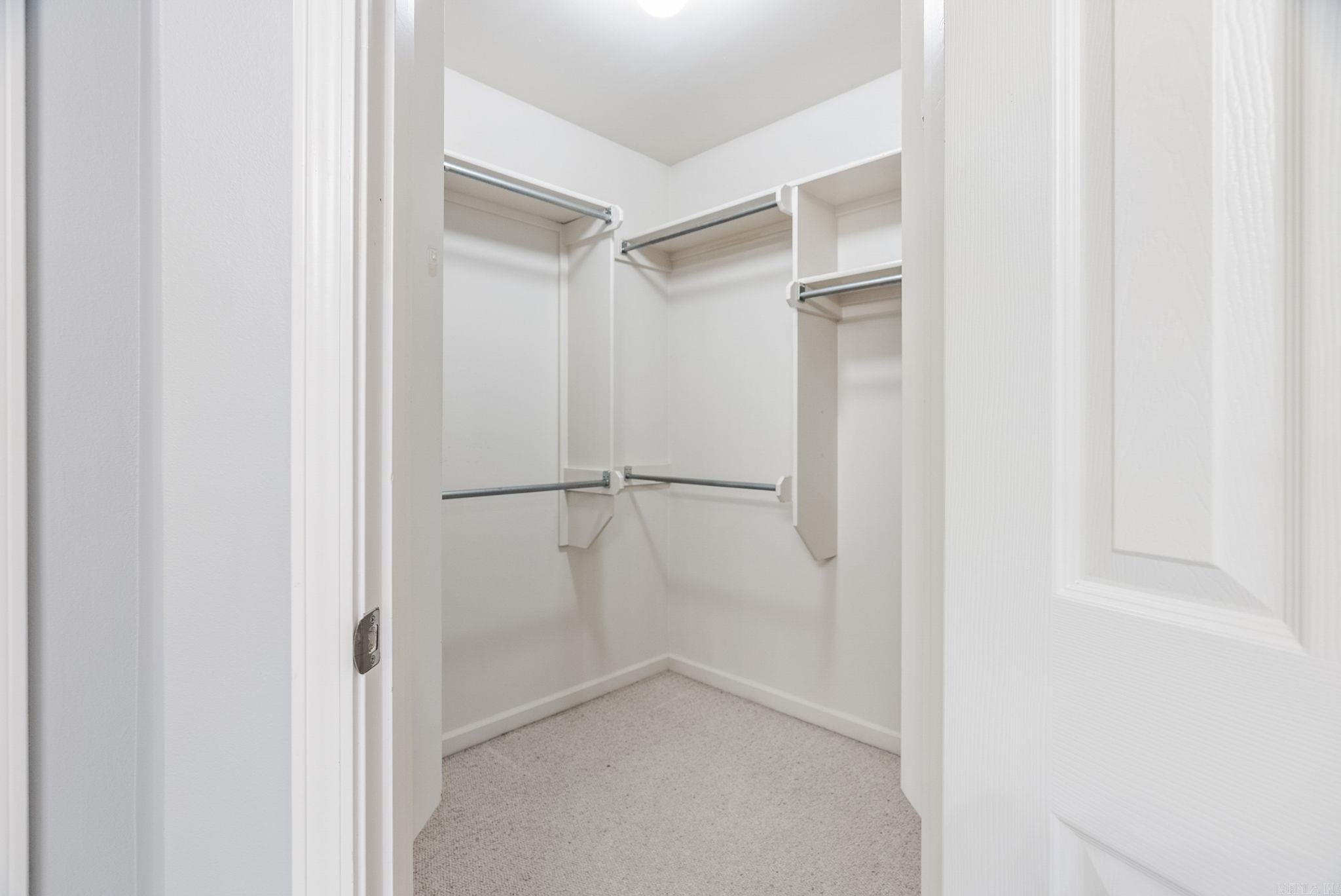 Diamond Pointe - Residential Lease