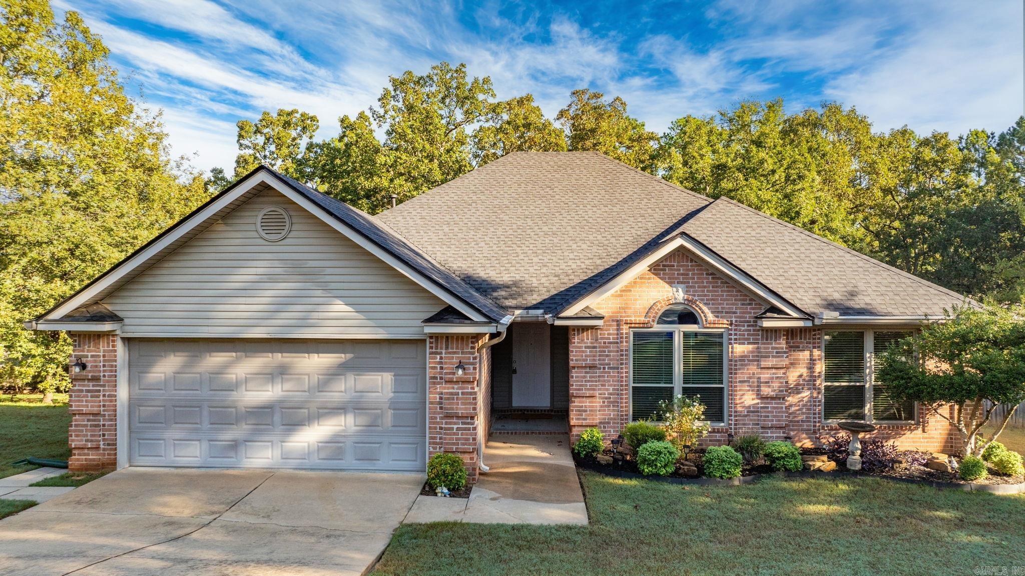 Diamond Pointe - Residential Lease