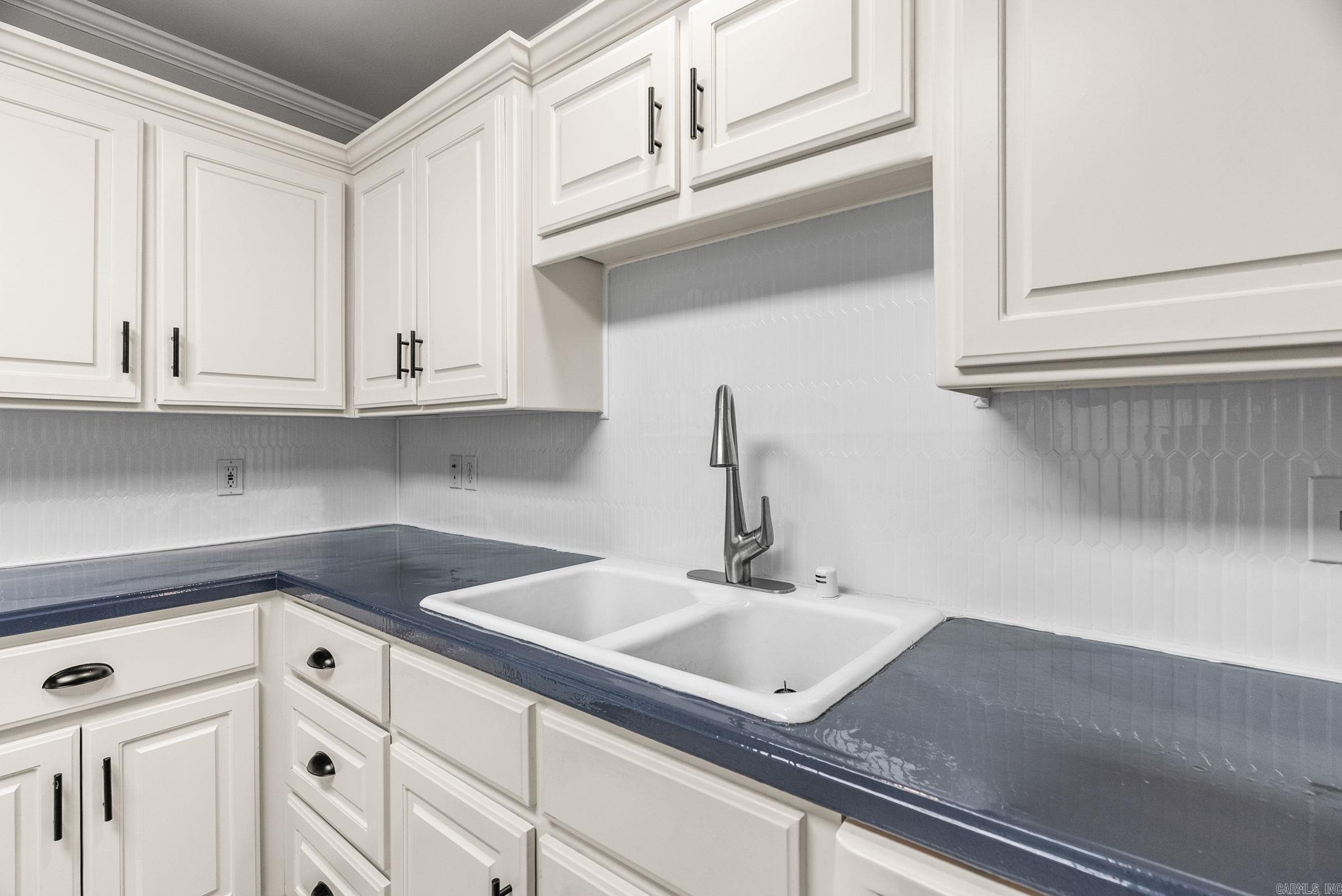 Diamond Pointe - Residential Lease