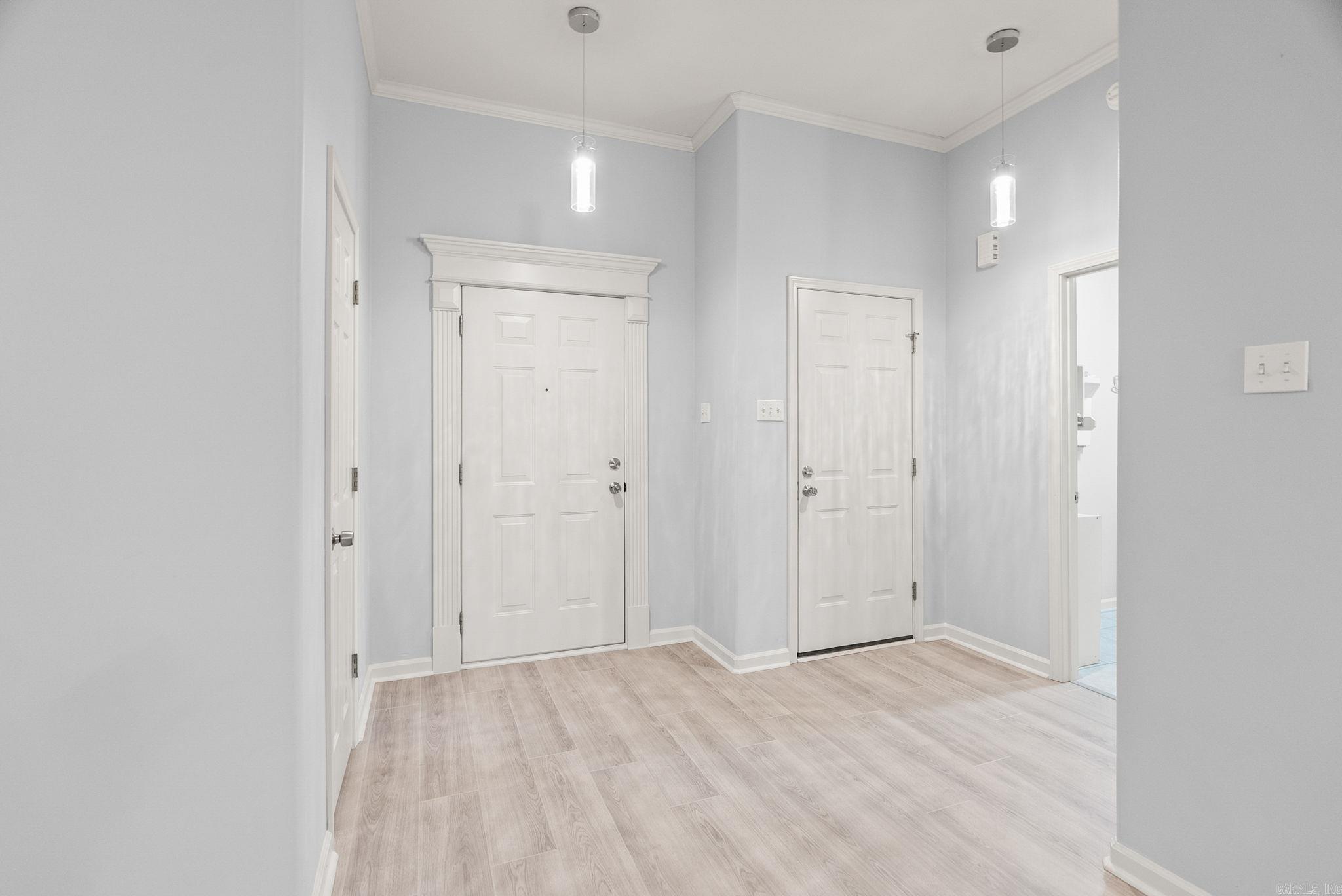 Diamond Pointe - Residential Lease