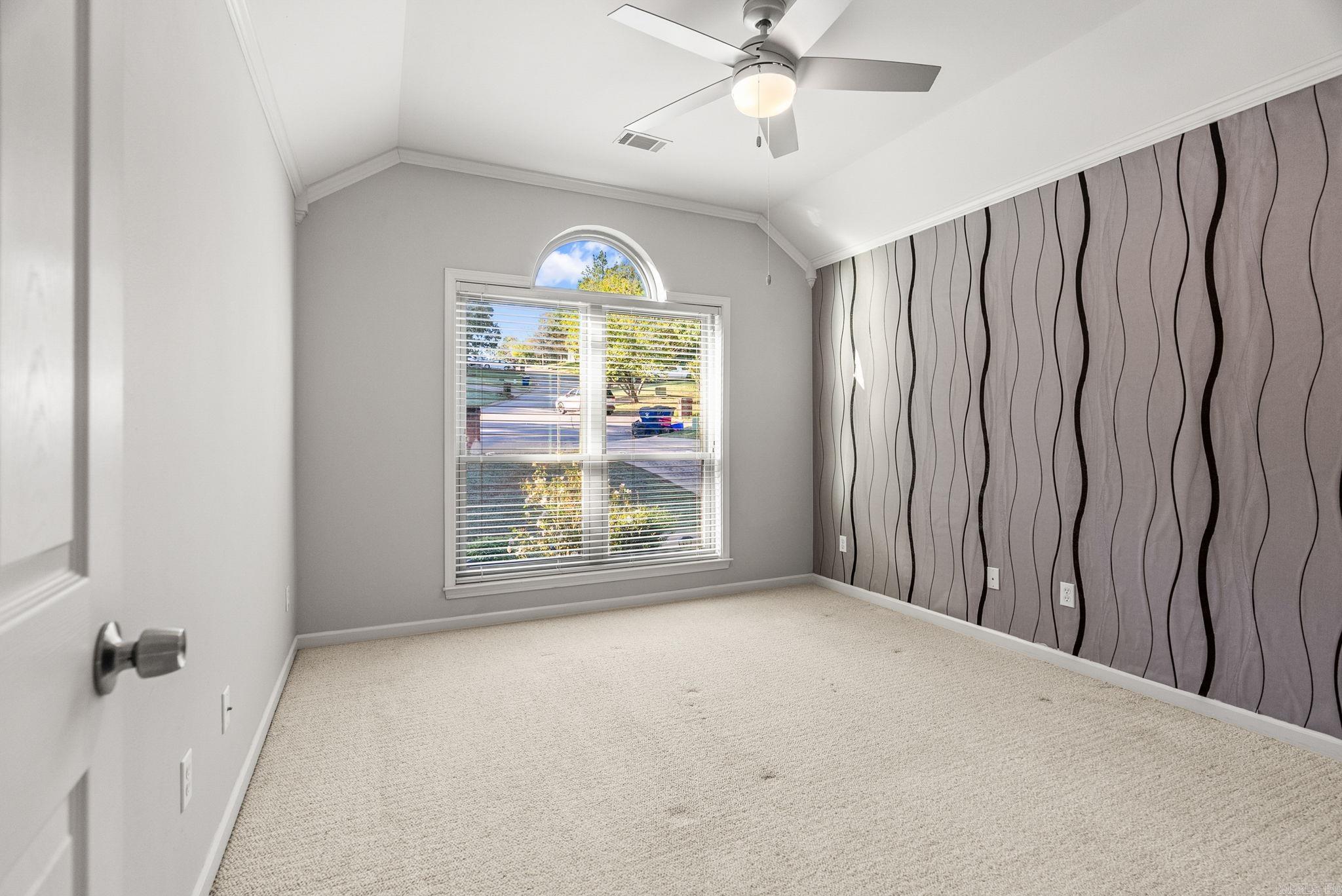 Diamond Pointe - Residential Lease