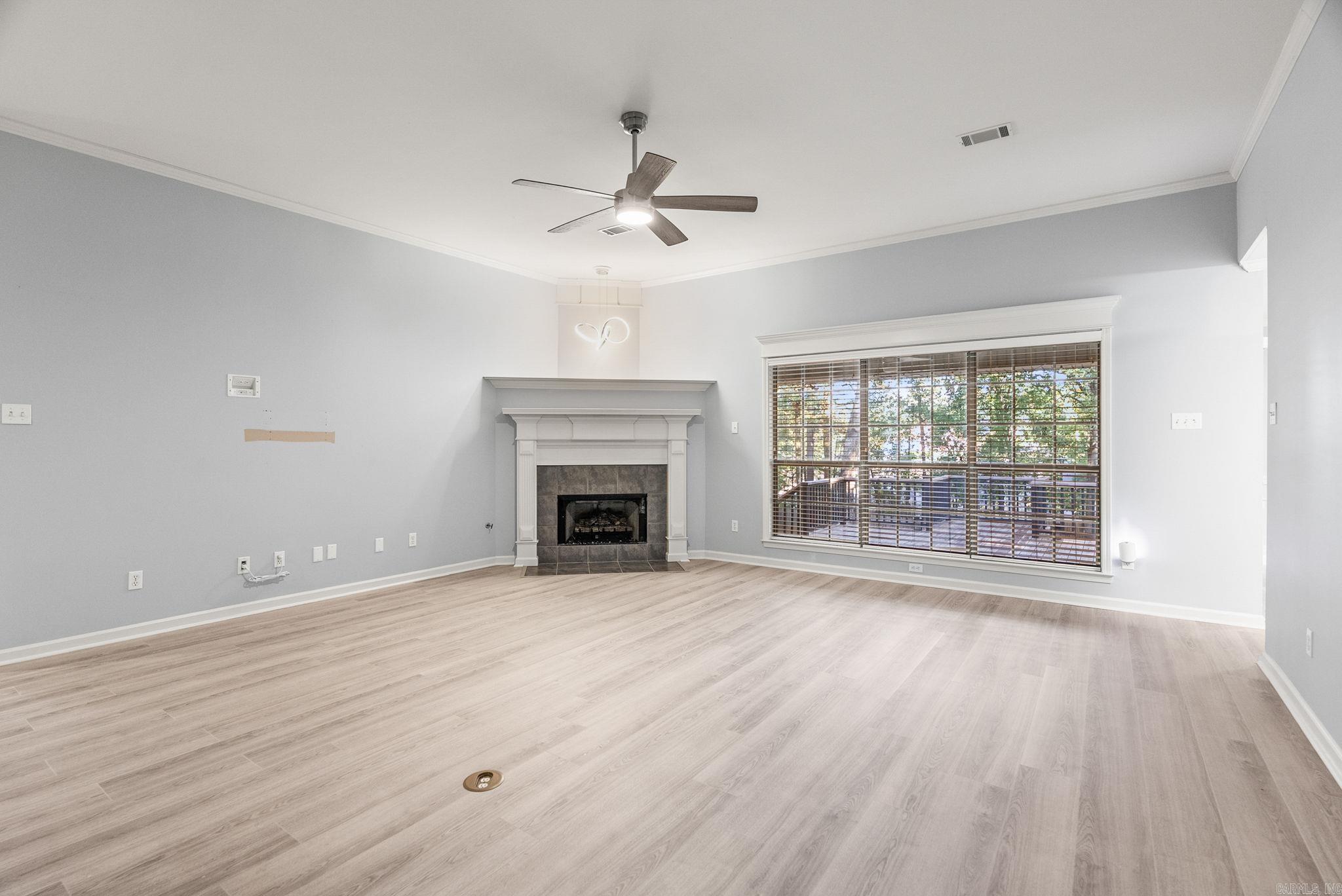 Diamond Pointe - Residential Lease