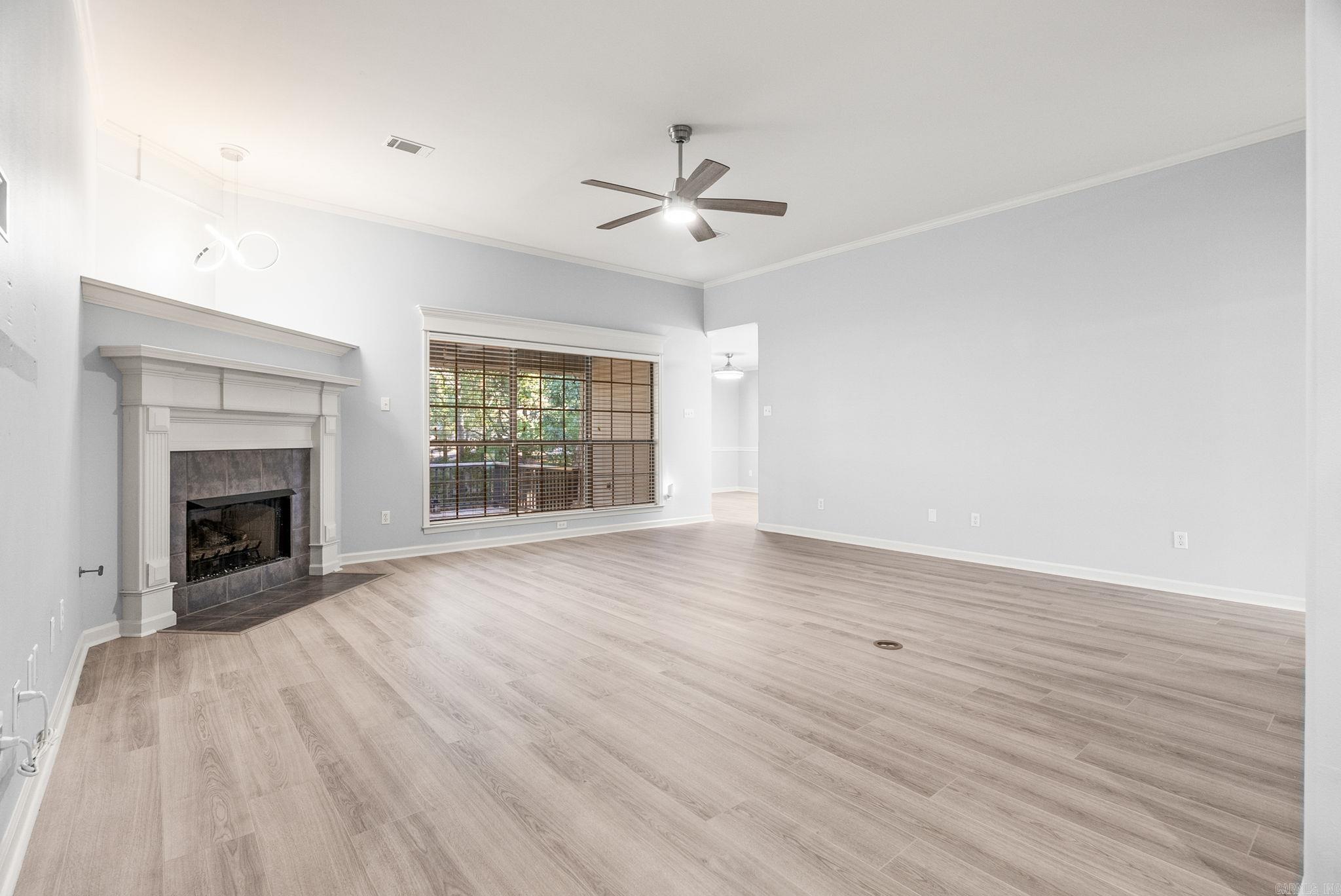 Diamond Pointe - Residential Lease