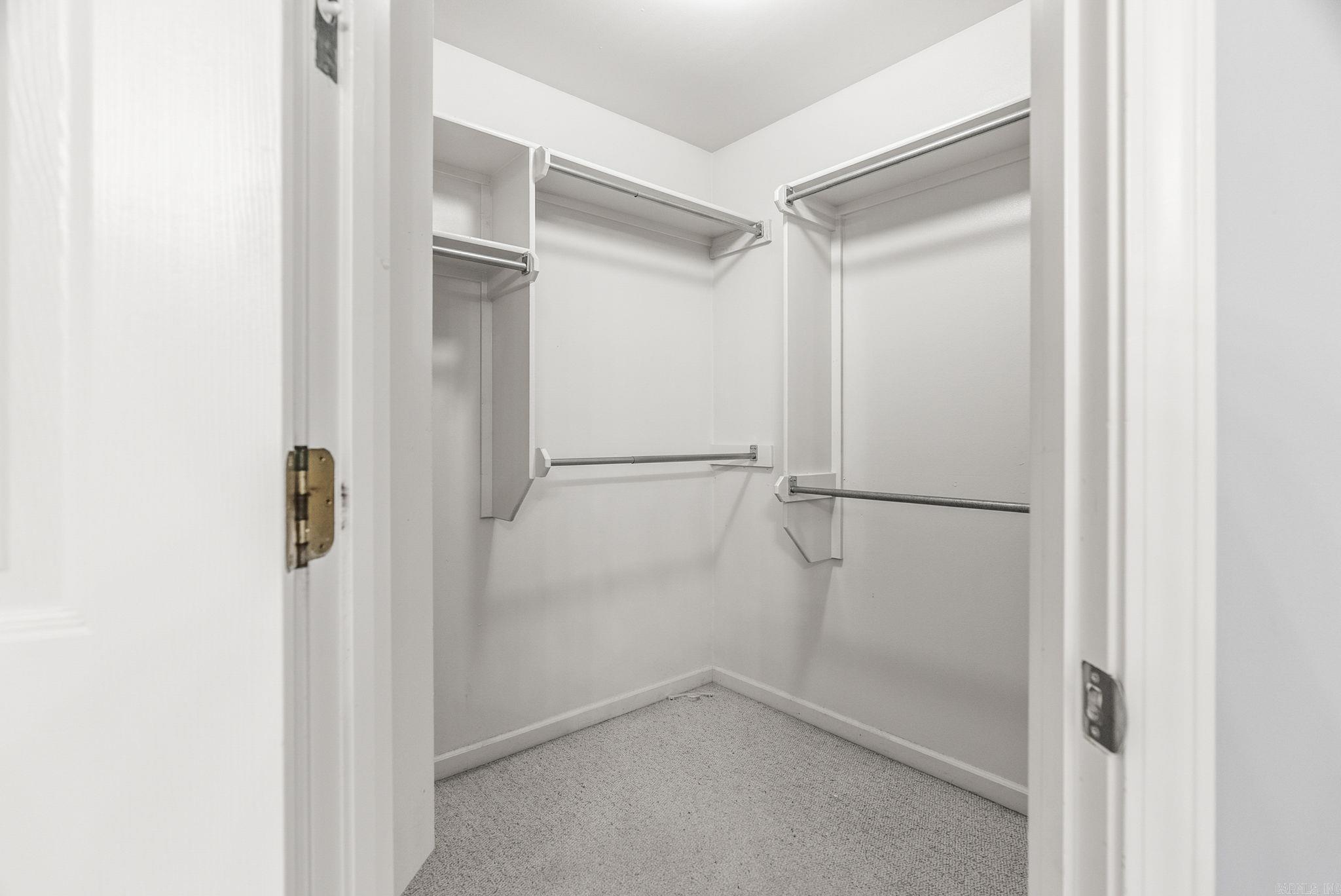 Diamond Pointe - Residential Lease