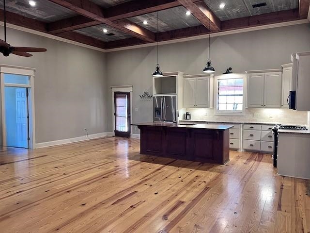 Metes & Bounds - Commercial Sale