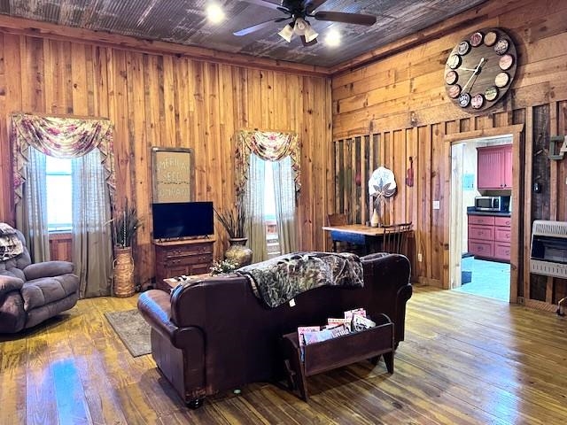 Metes & Bounds - Commercial Sale