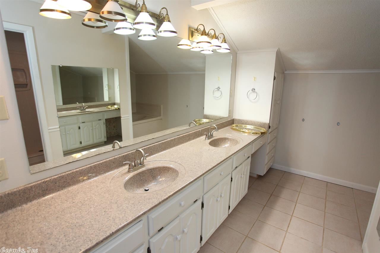 Smoking Oaks - Residential