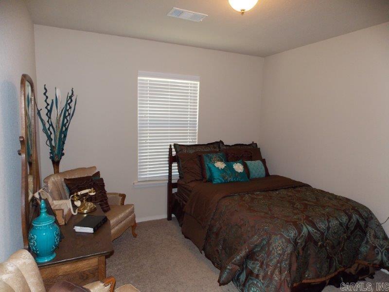 PARKWAY MEADOWS - Residential