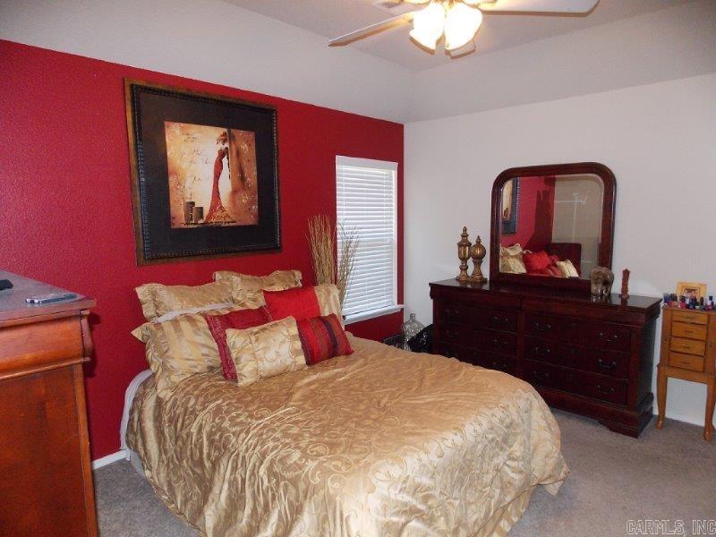 PARKWAY MEADOWS - Residential