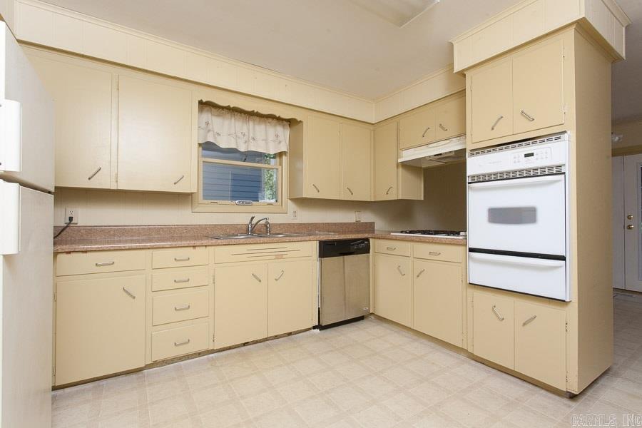 Riffel & Rhoten - Residential Lease