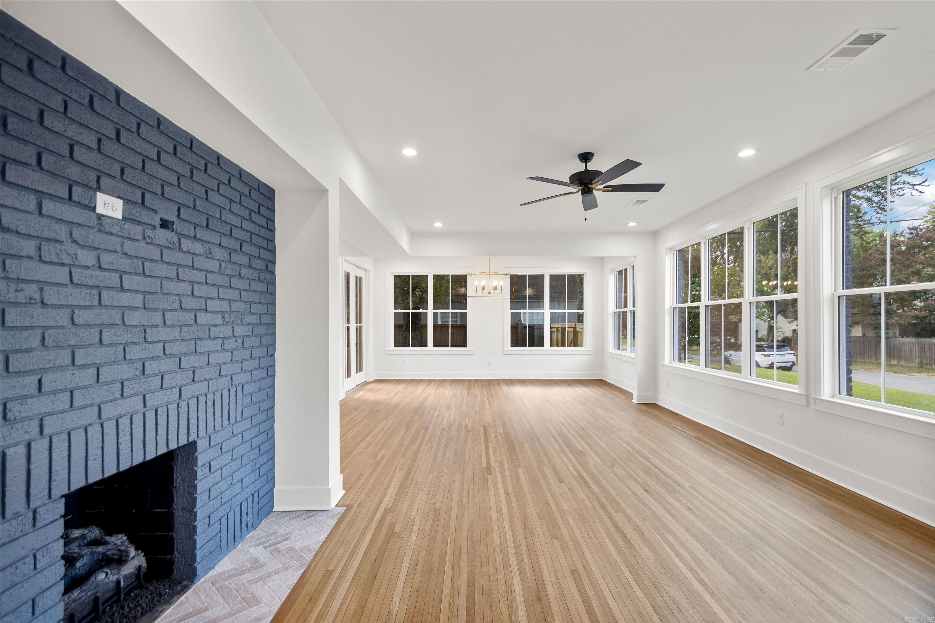 PARK HILL - Residential