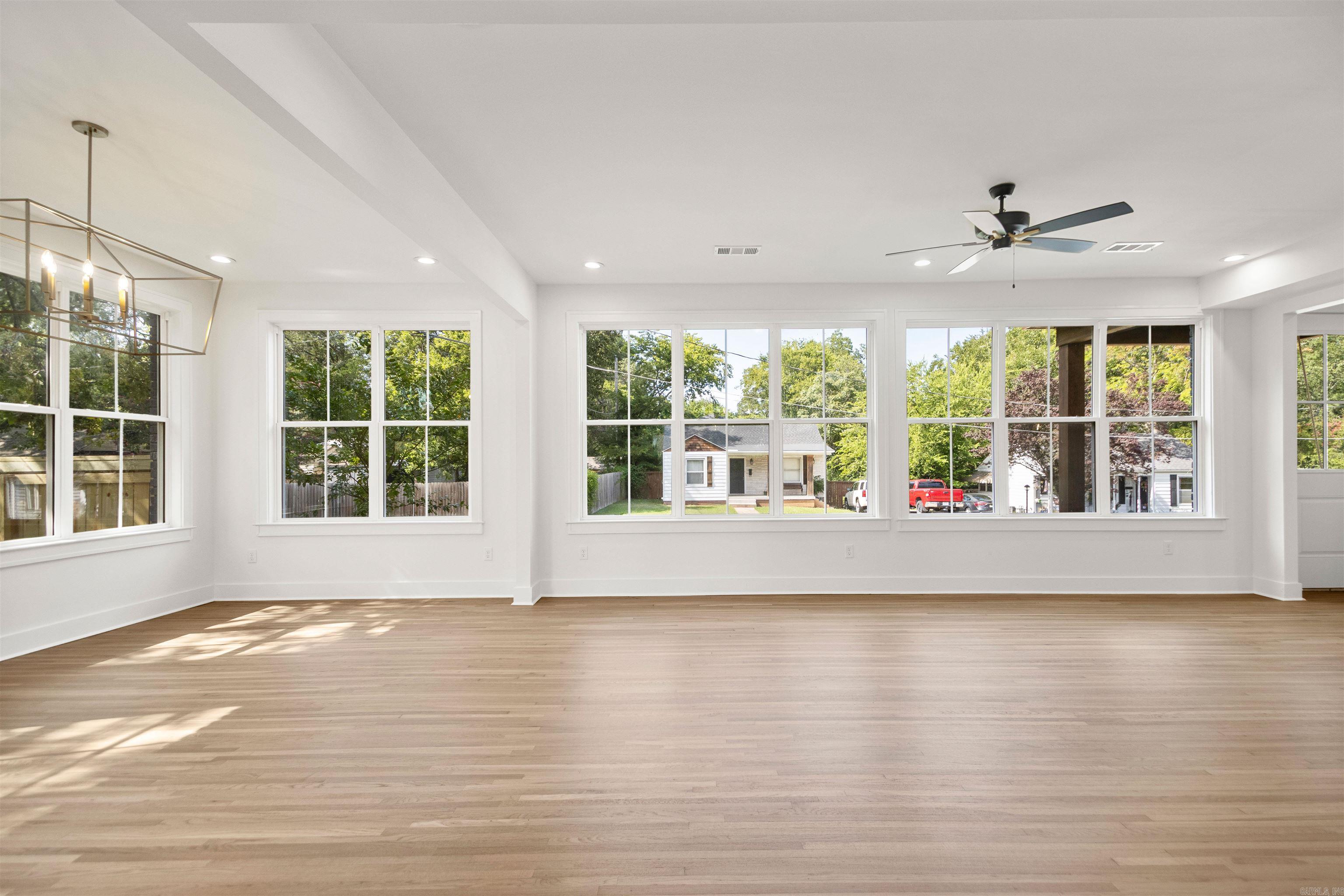 PARK HILL - Residential
