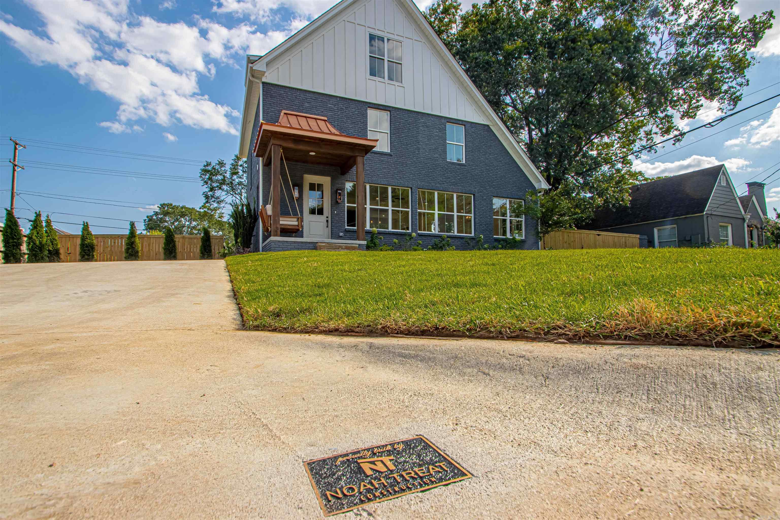 PARK HILL - Residential