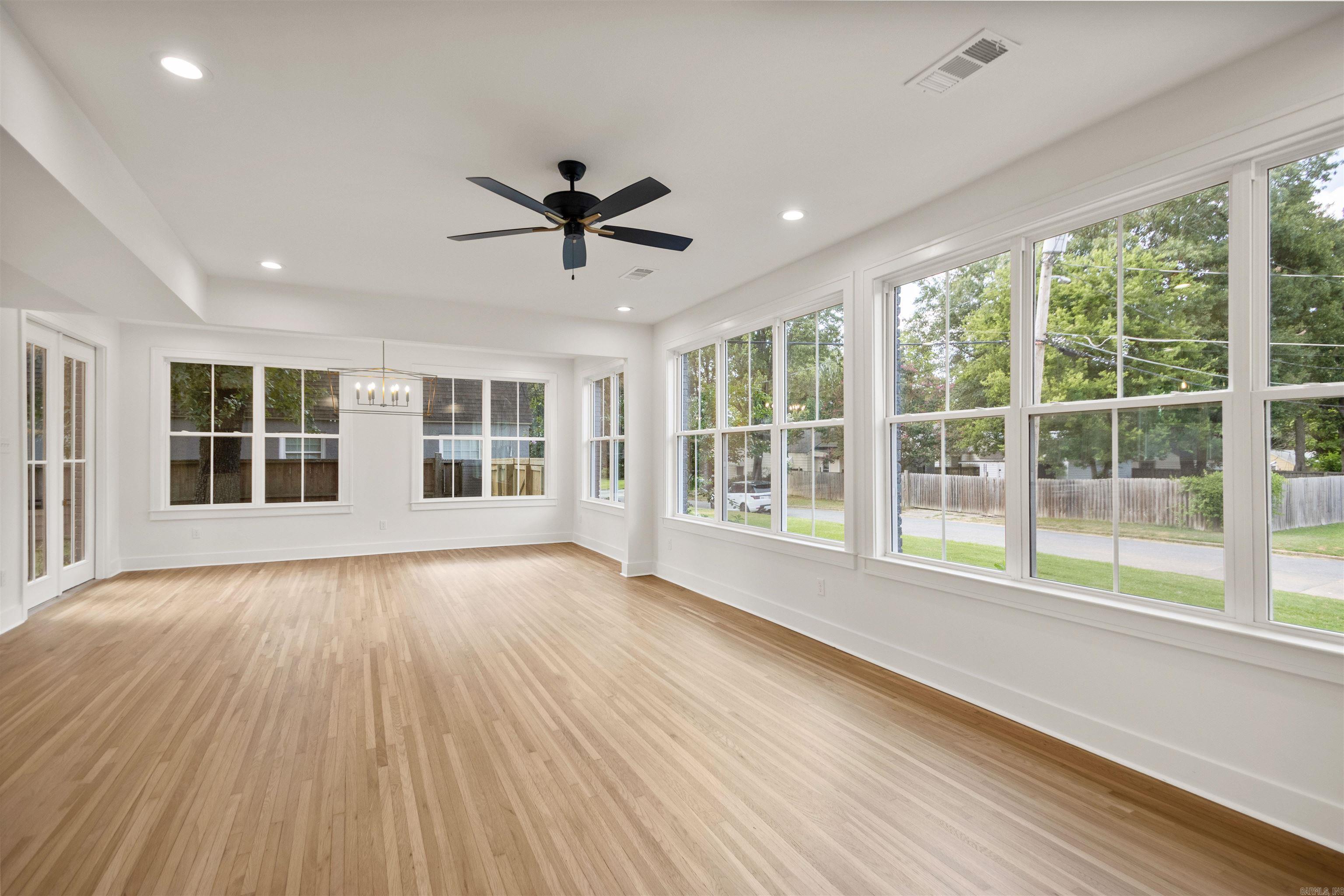 PARK HILL - Residential