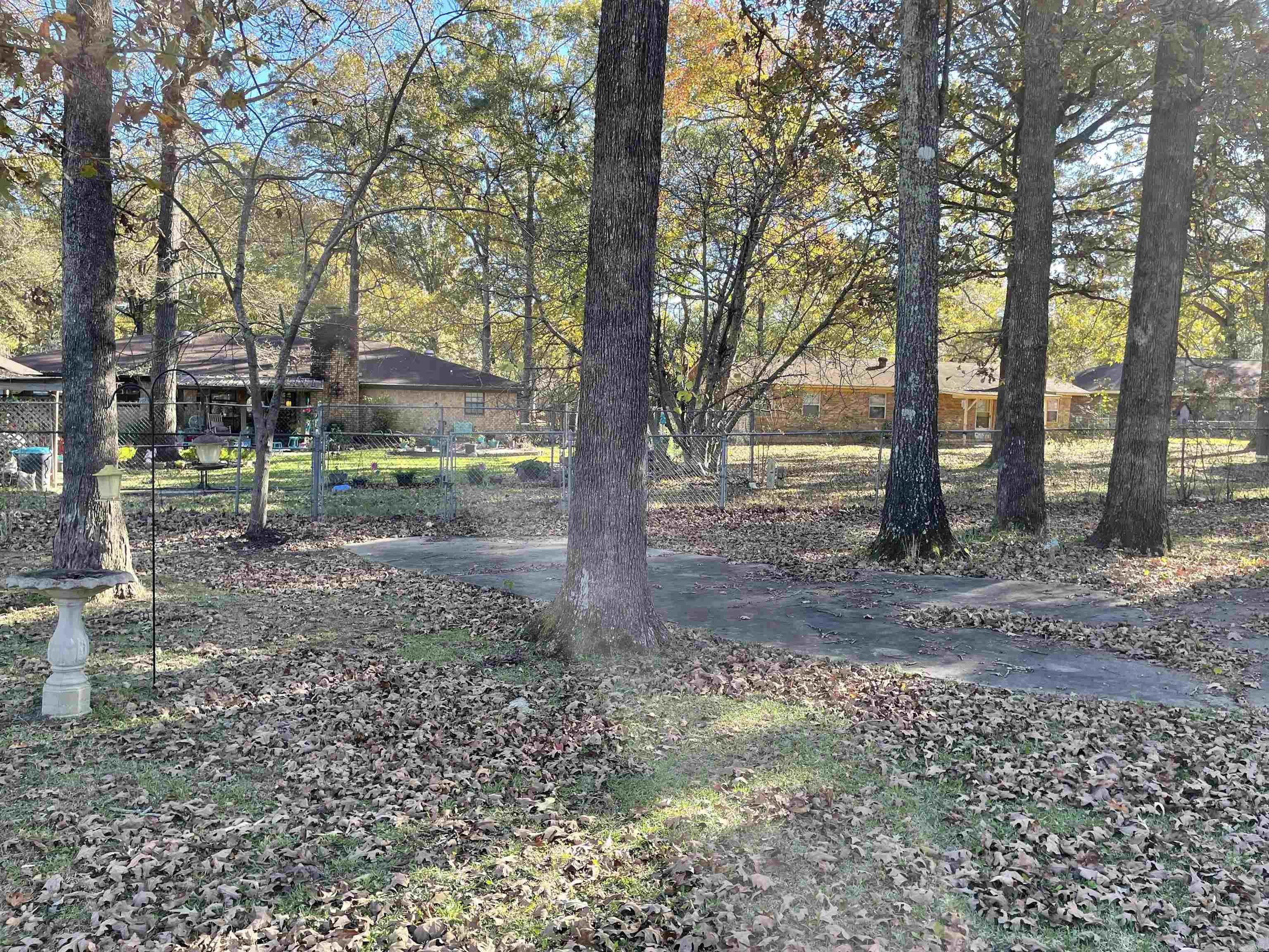 DOGWOOD PARK - Residential