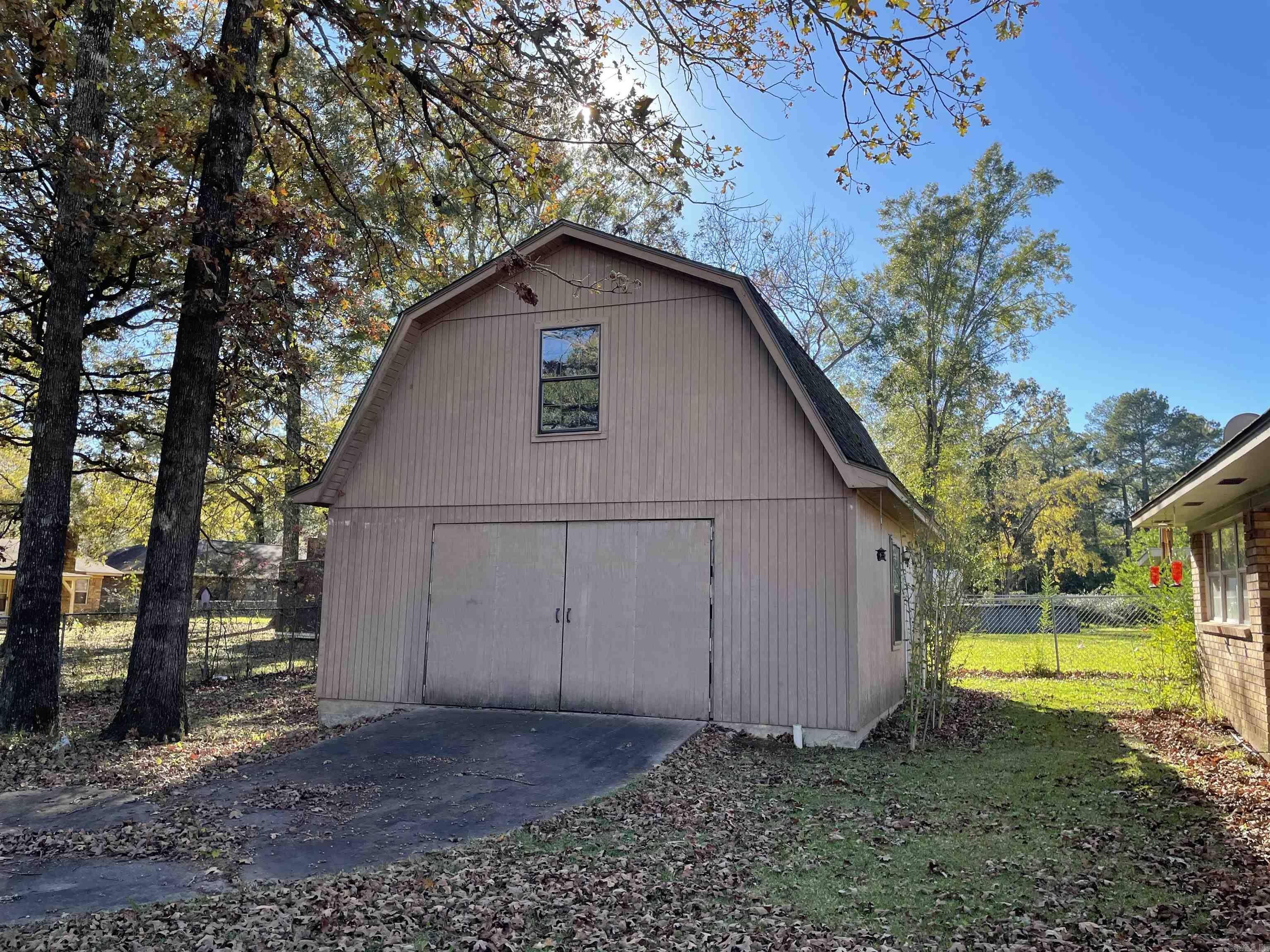 DOGWOOD PARK - Residential