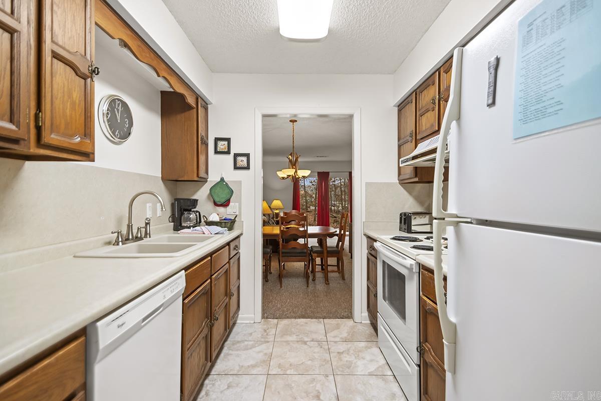 CORONADO COURTS - Residential