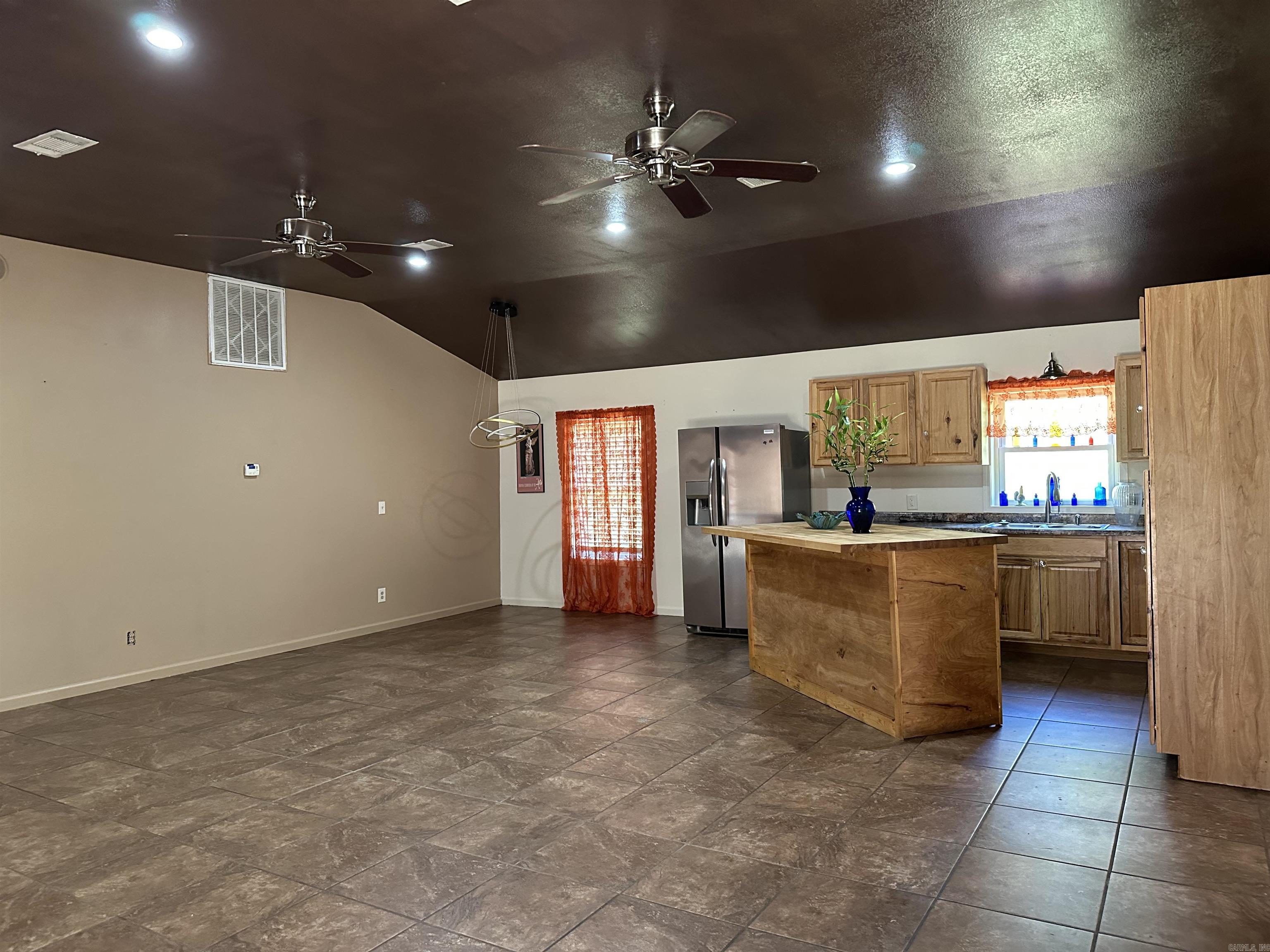 GRANDSTAFFS LAKE LOTS - Residential