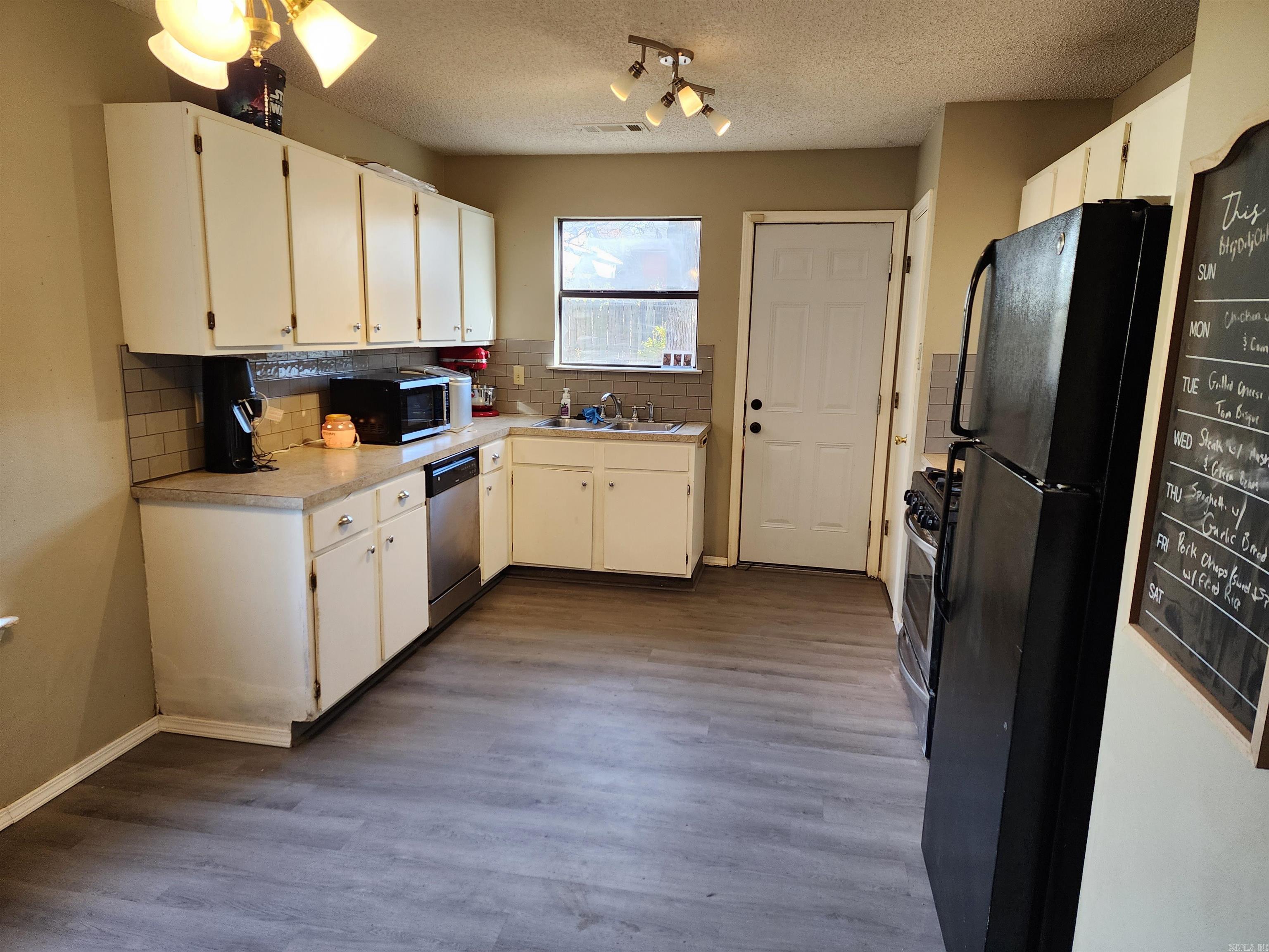 STONEHEDGE - Residential