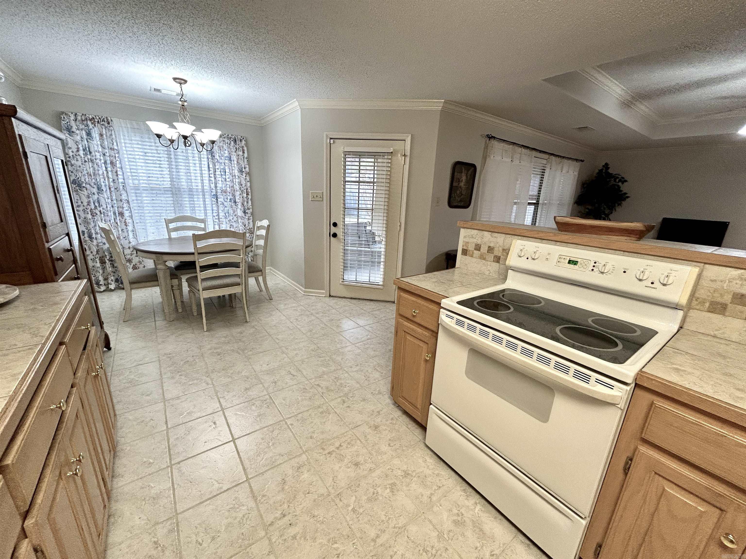 MADISON VILLAGE - Residential