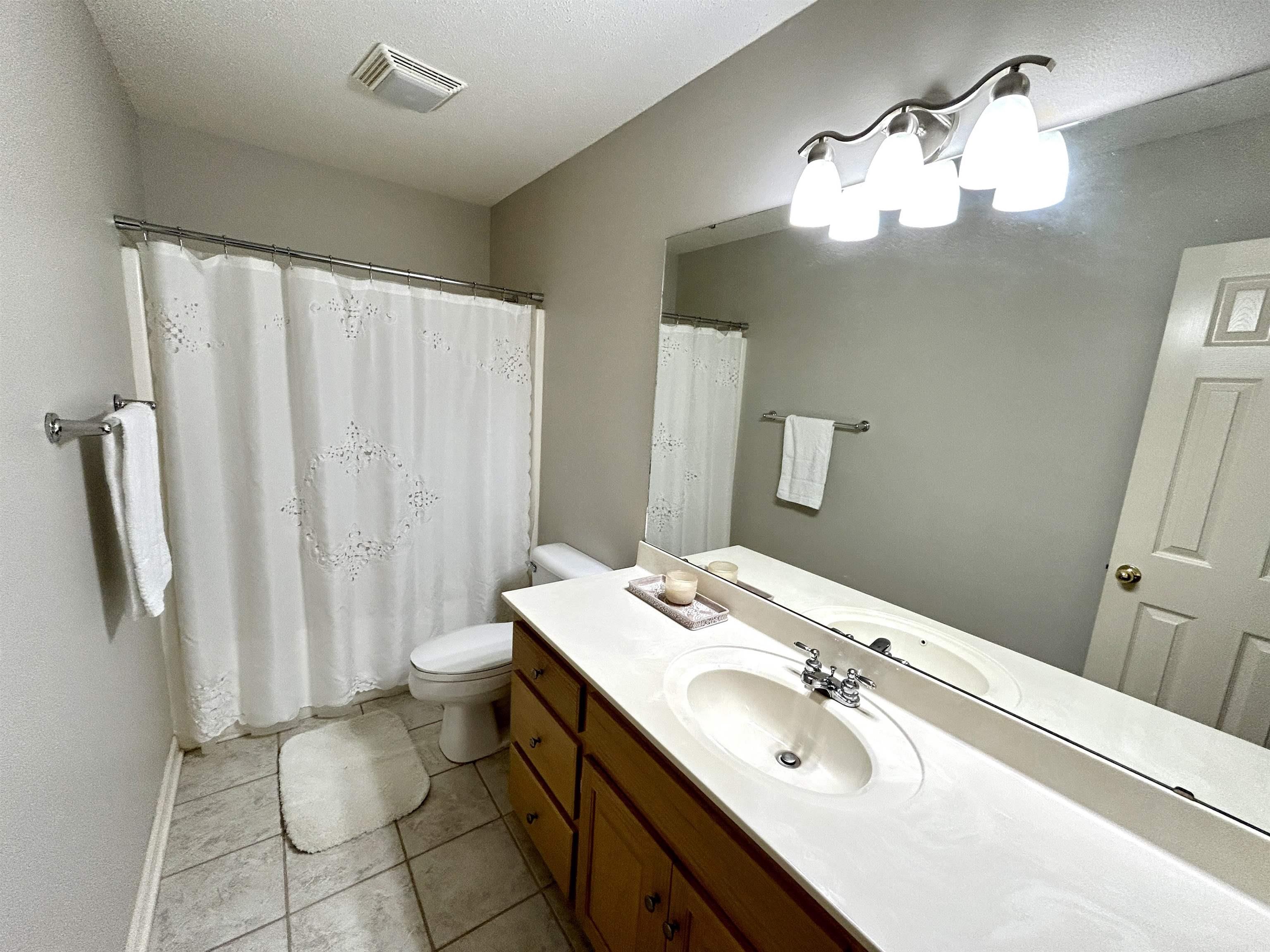 MADISON VILLAGE - Residential